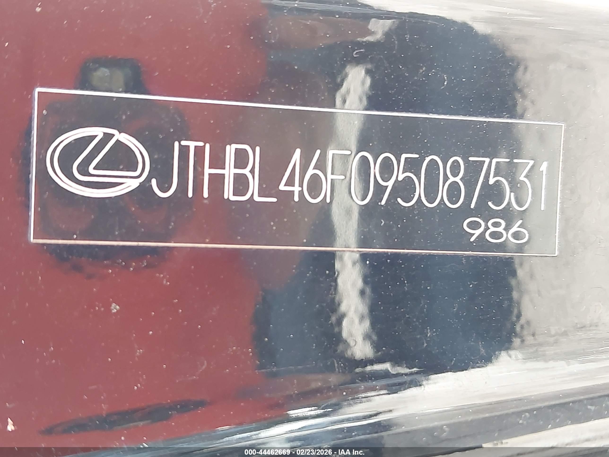 LEXUS LS image 9