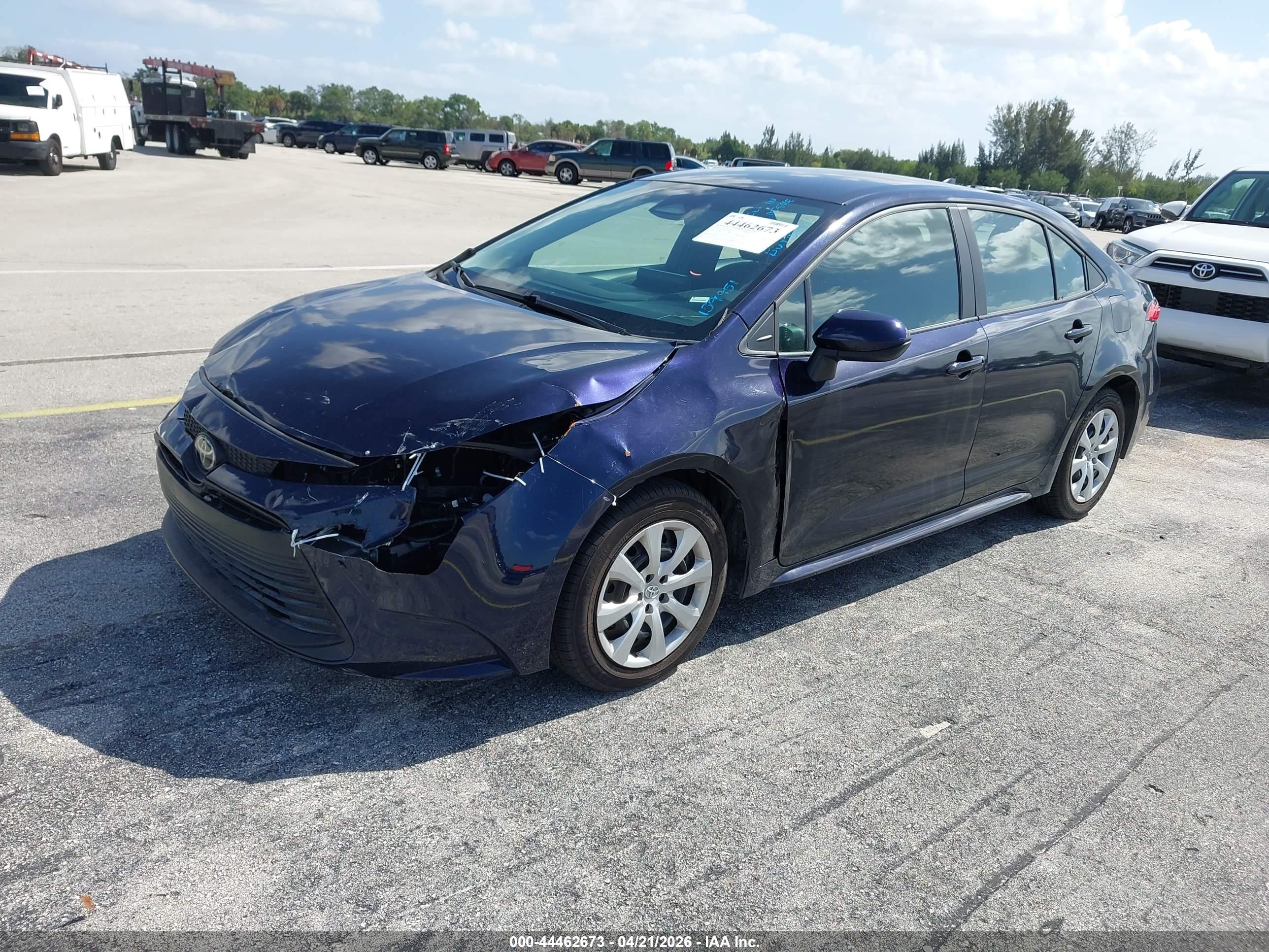 TOYOTA COROLLA image 2