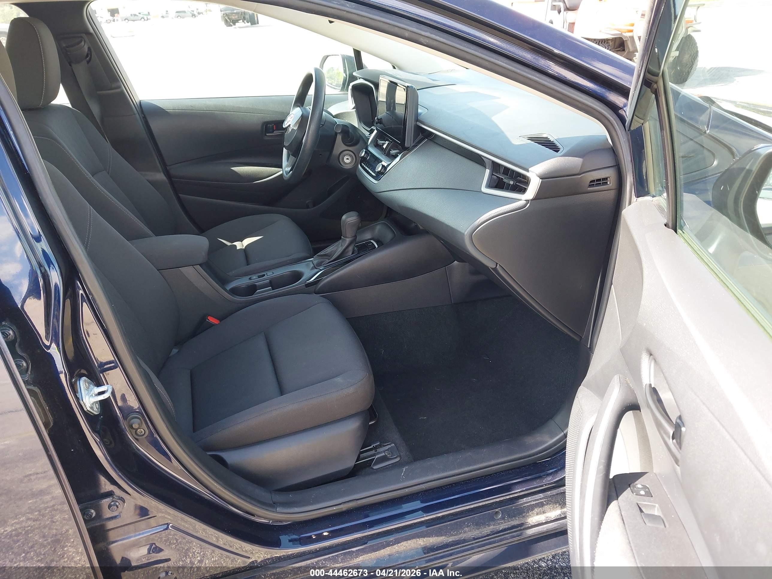 TOYOTA COROLLA image 5