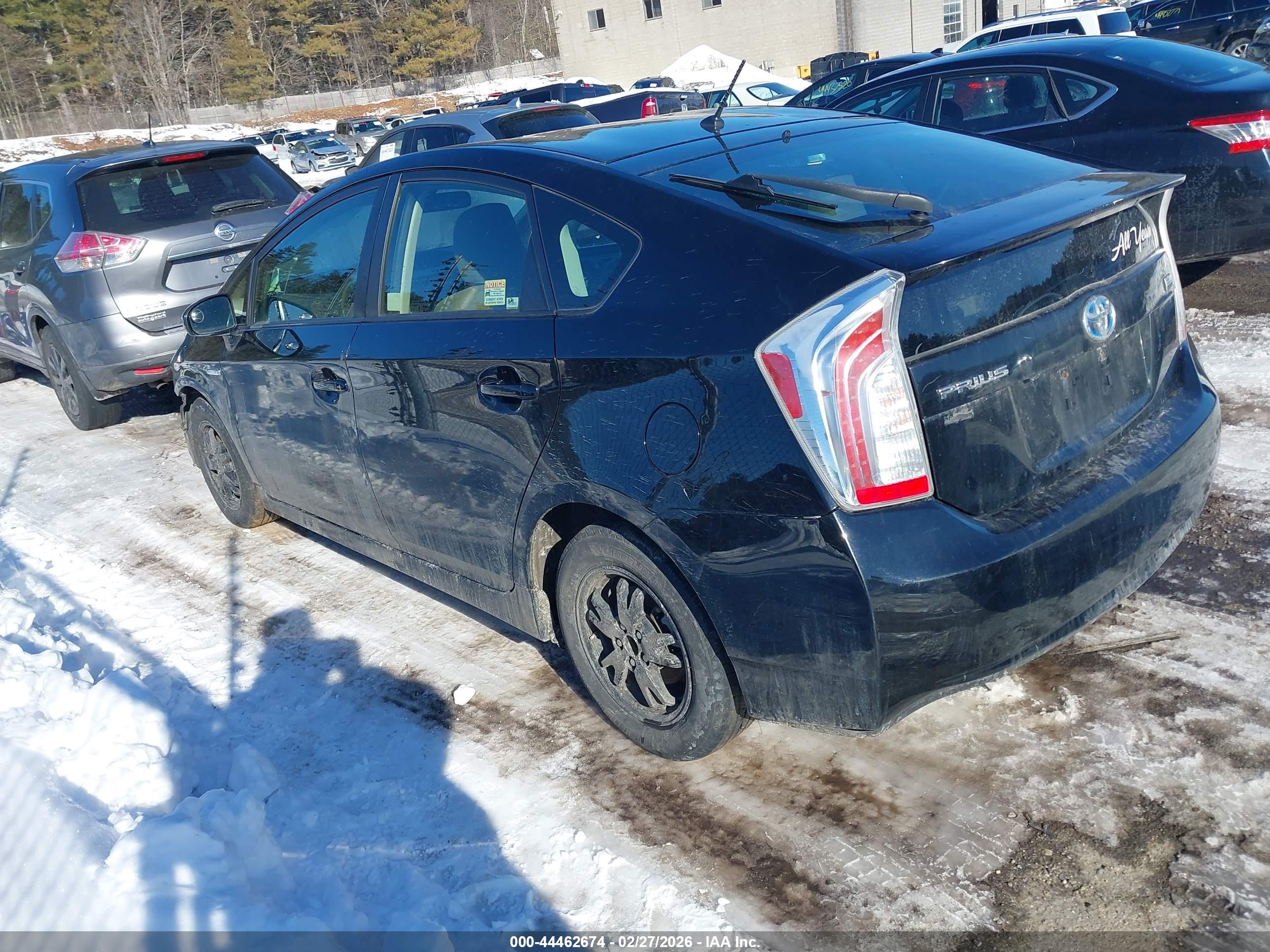 TOYOTA PRIUS image 3