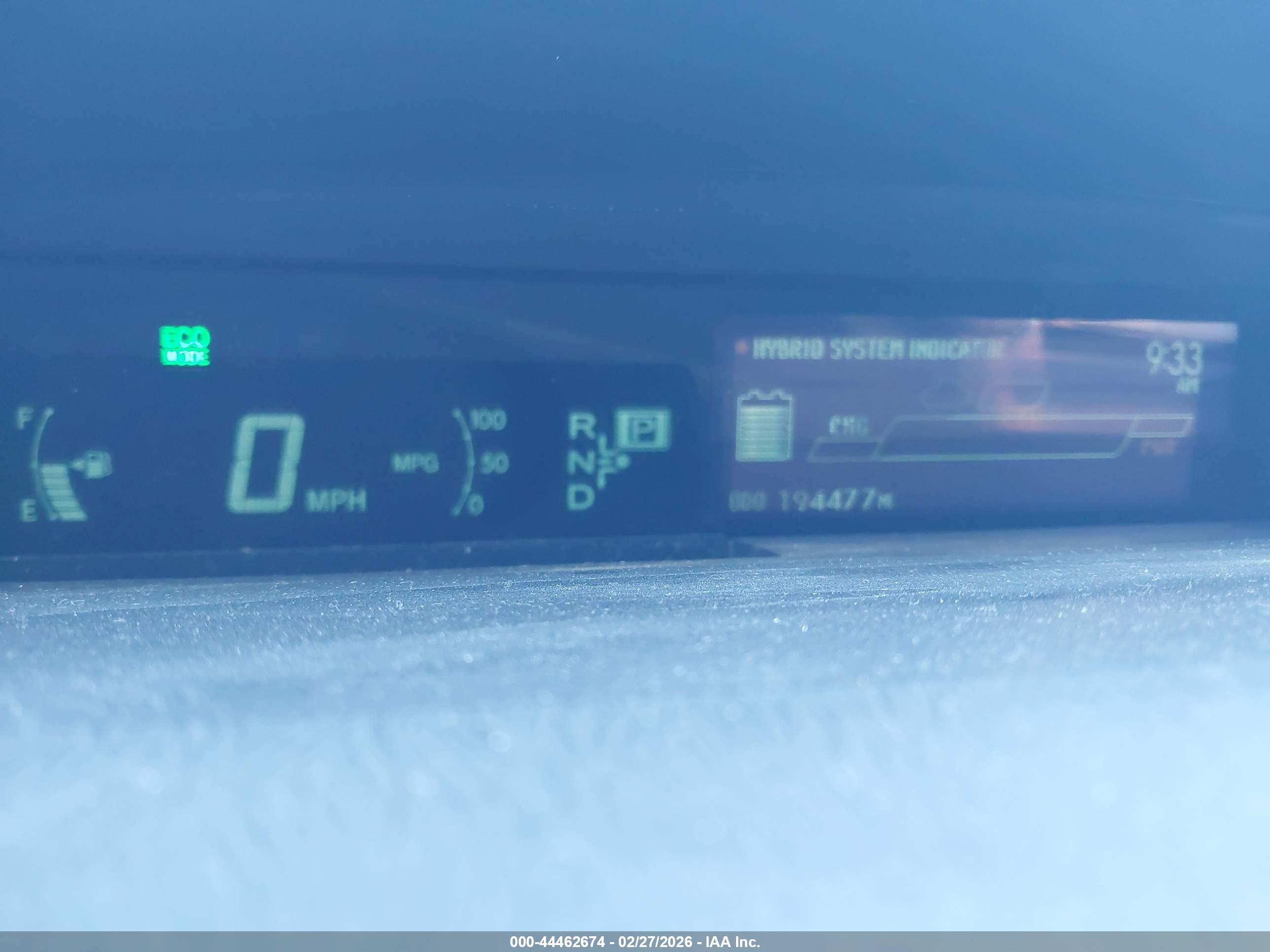TOYOTA PRIUS image 7