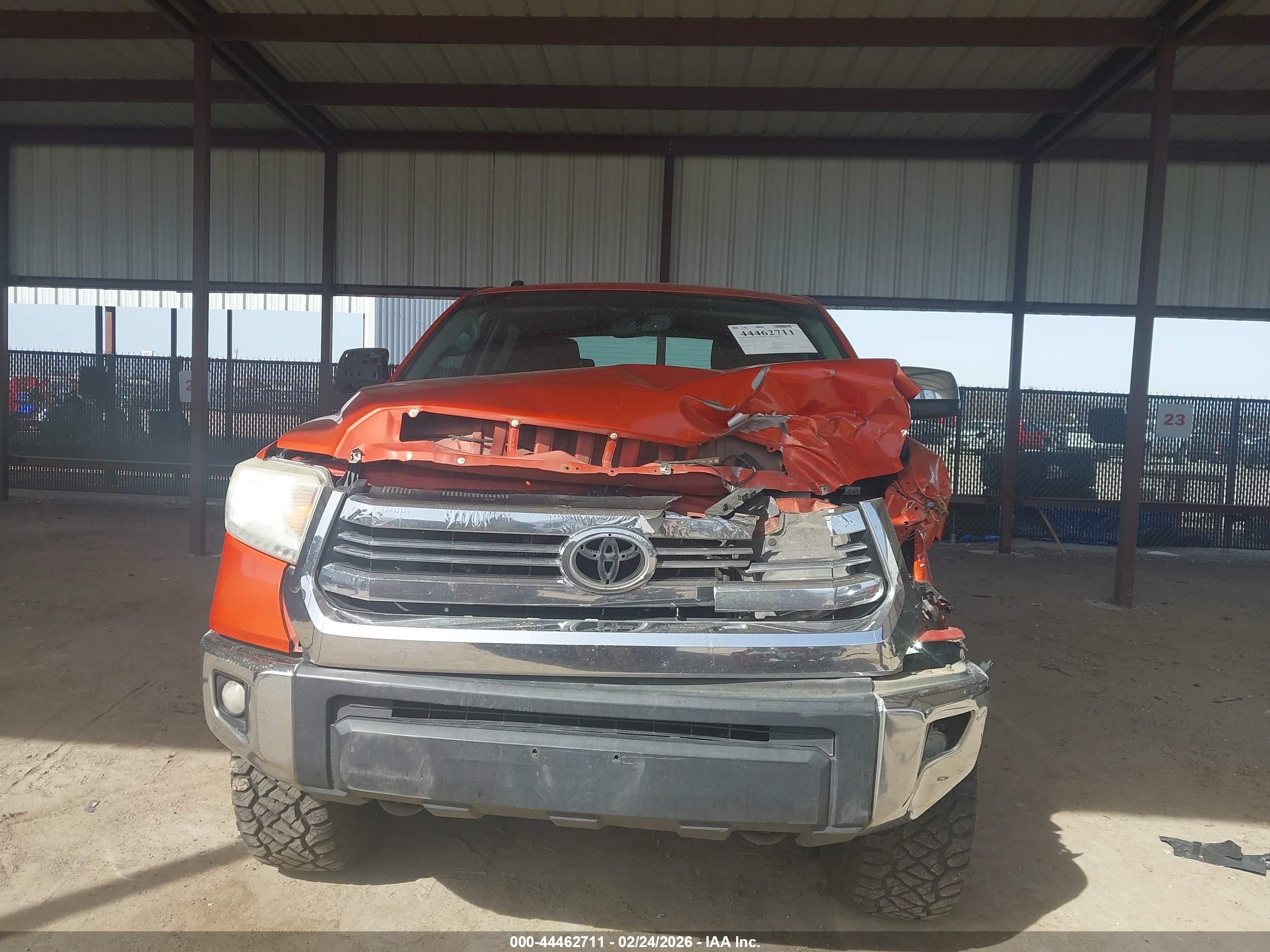 TOYOTA TUNDRA image 6