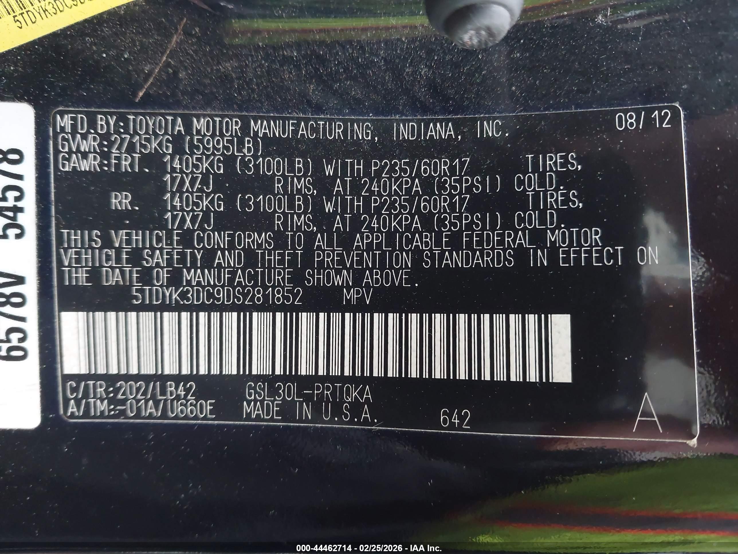 TOYOTA SIENNA image 9