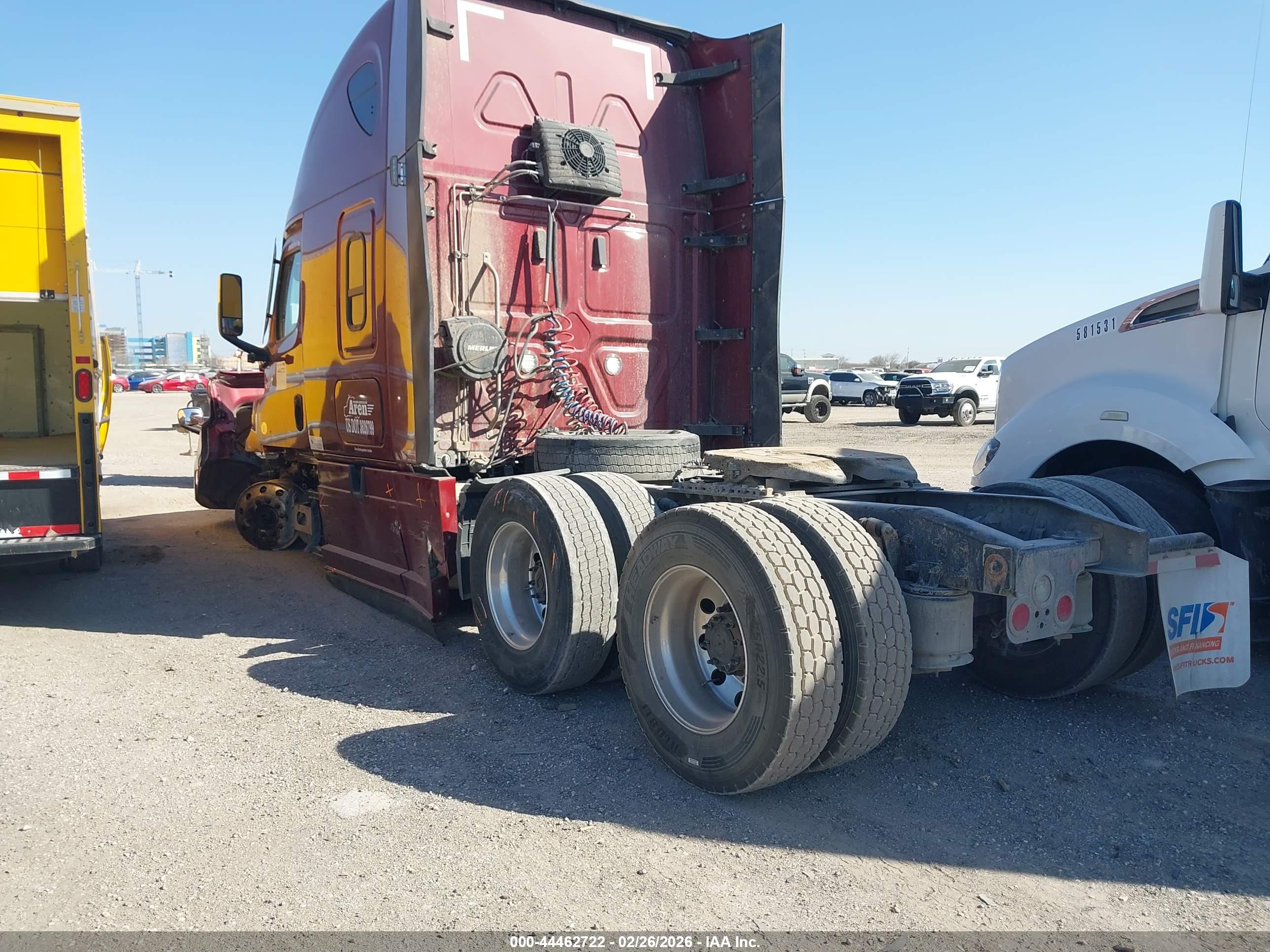 FREIGHTLINER NEW image 3