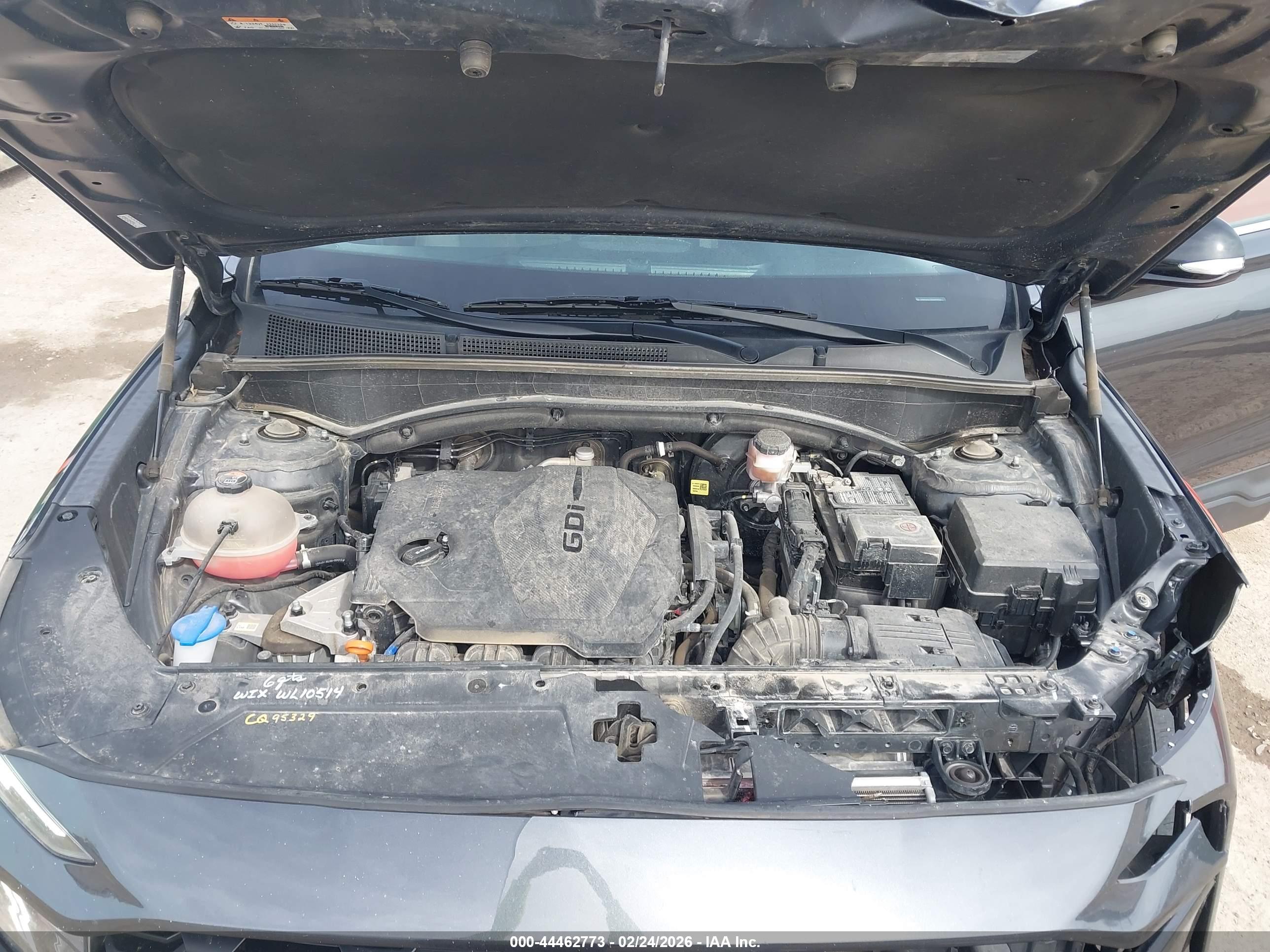HYUNDAI SANTA image 10