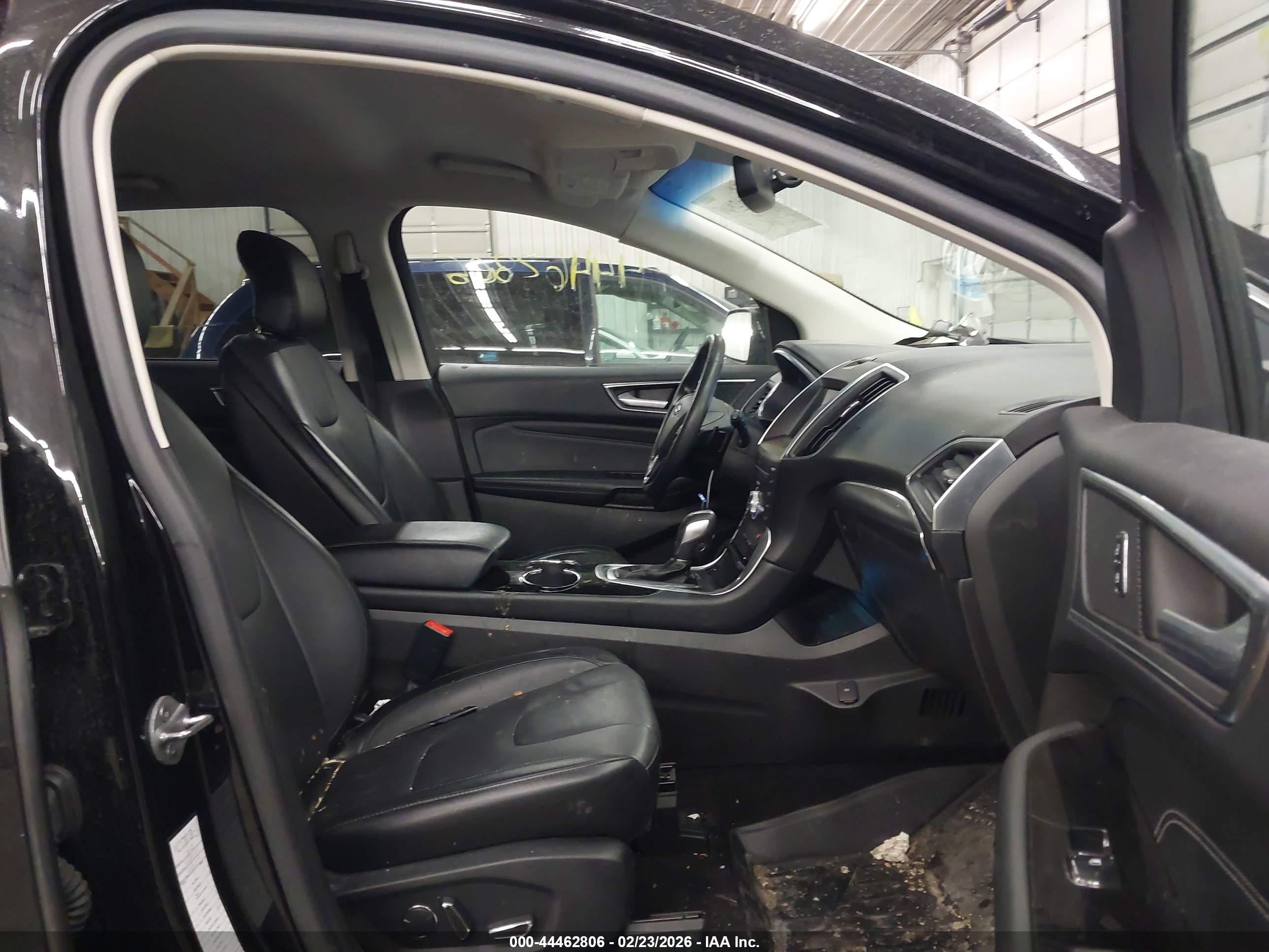 FORD EDGE image 5