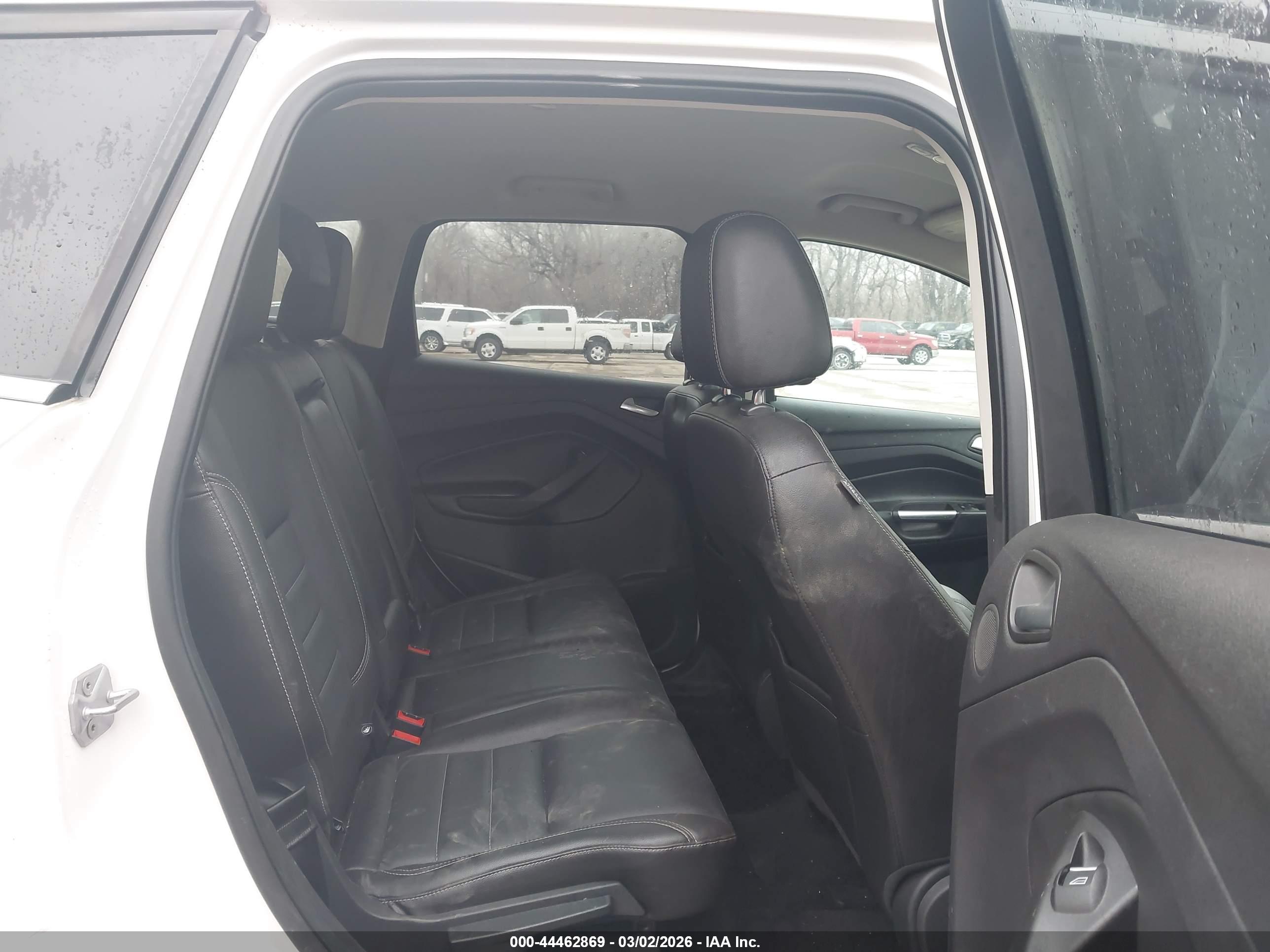 FORD ESCAPE image 8