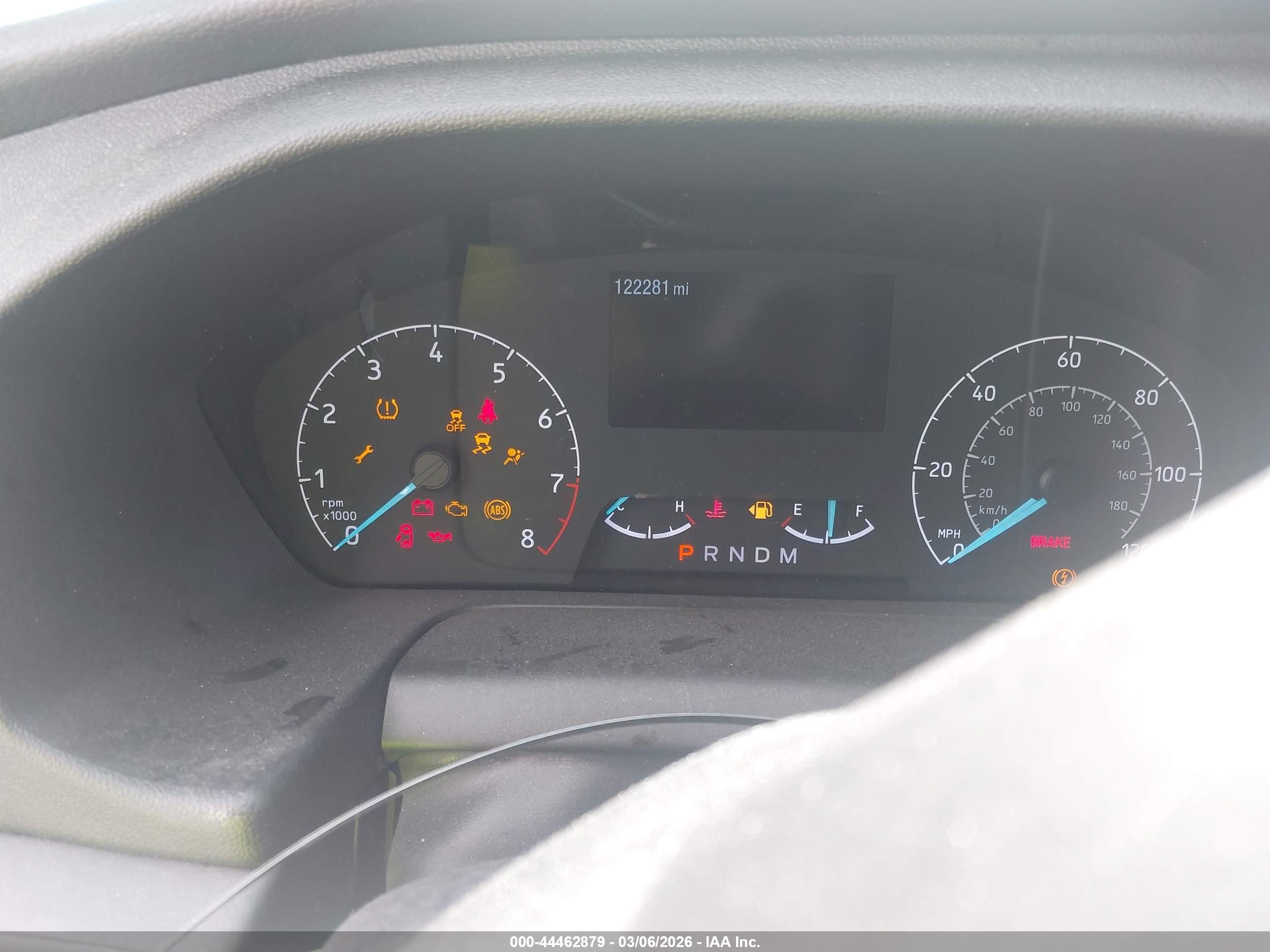 FORD TRANSIT-250 image 7