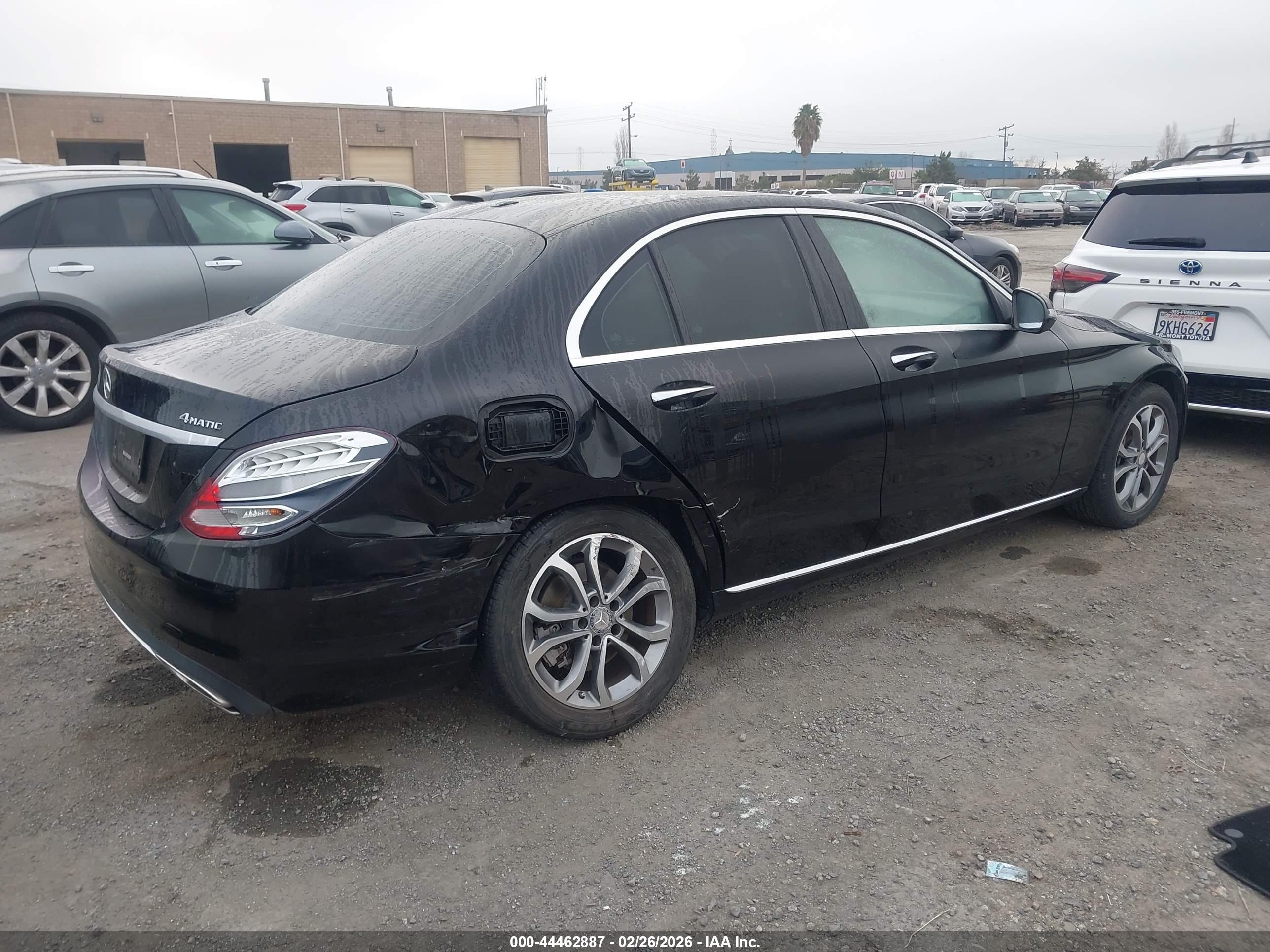 MERCEDES-BENZ C image 4