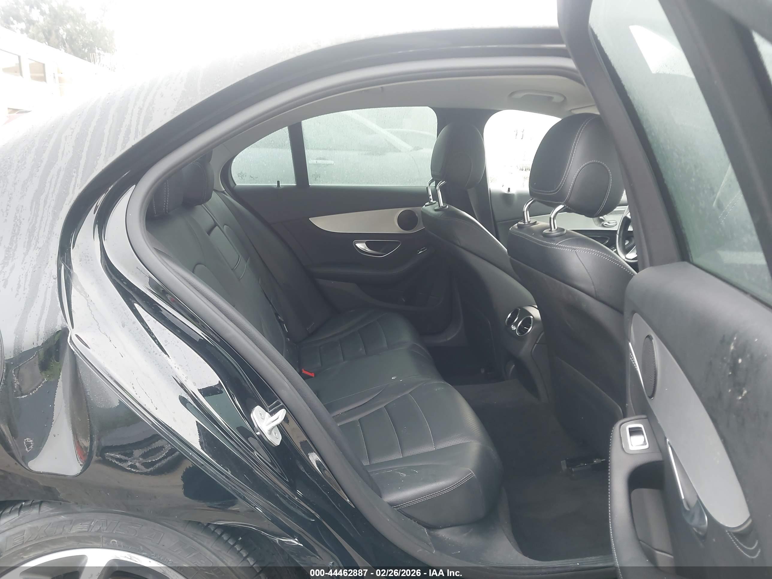 MERCEDES-BENZ C image 8