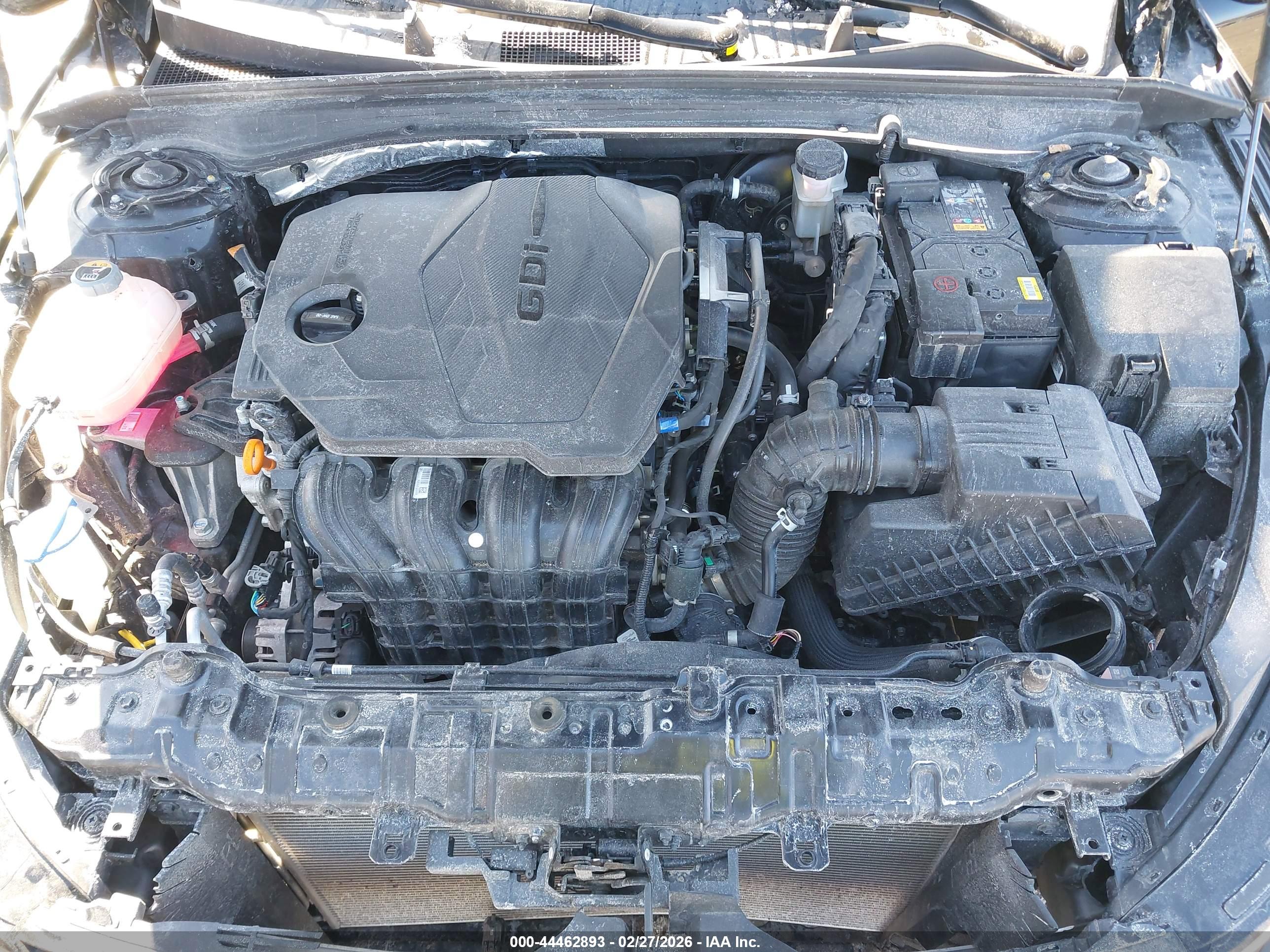 KIA K5 image 10