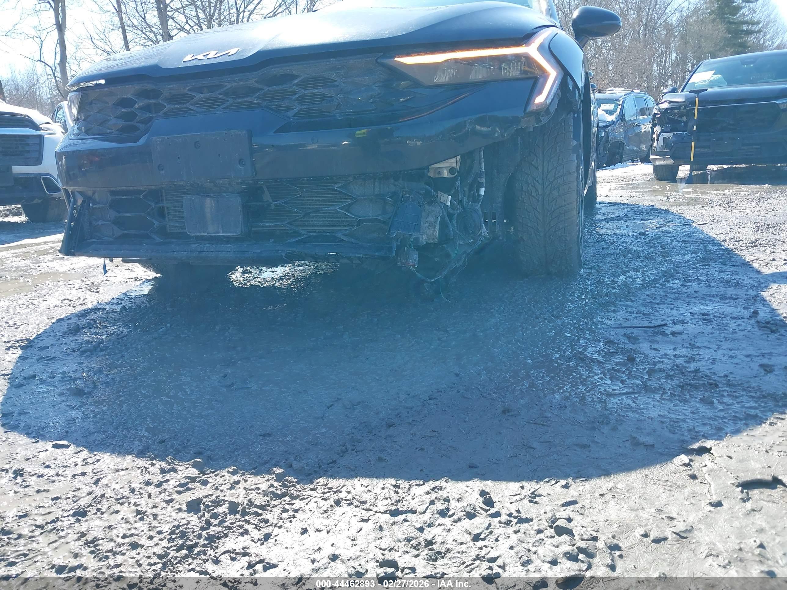 KIA K5 image 6