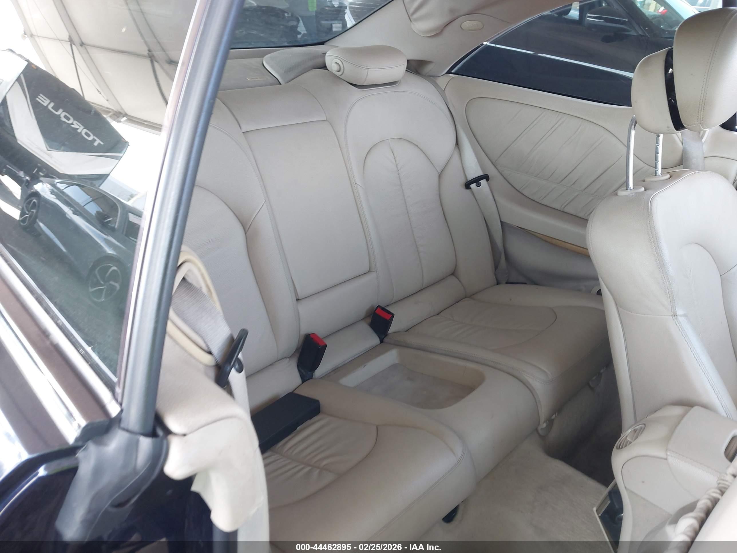 MERCEDES-BENZ CLK image 8