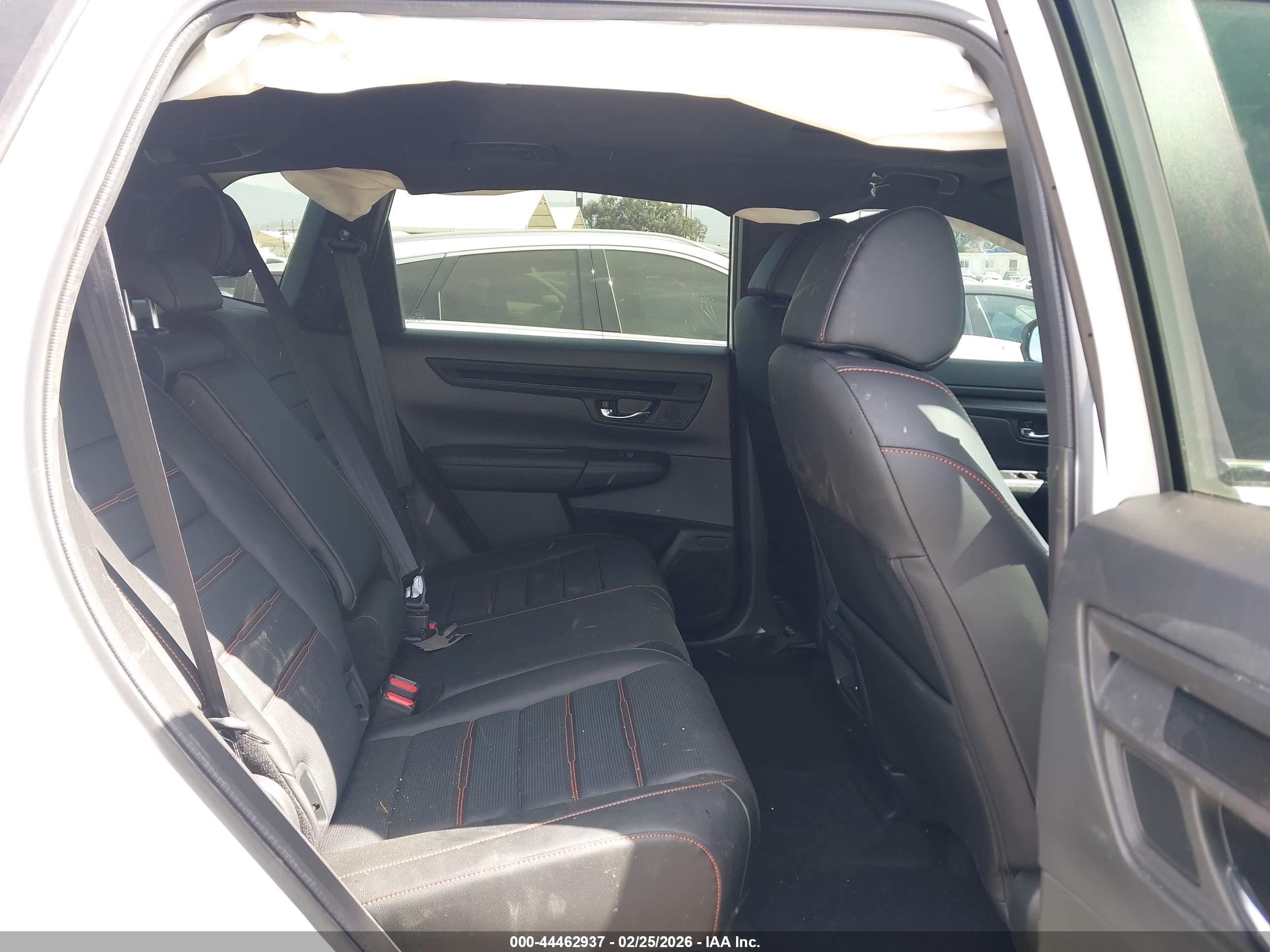 HONDA CR-V image 8
