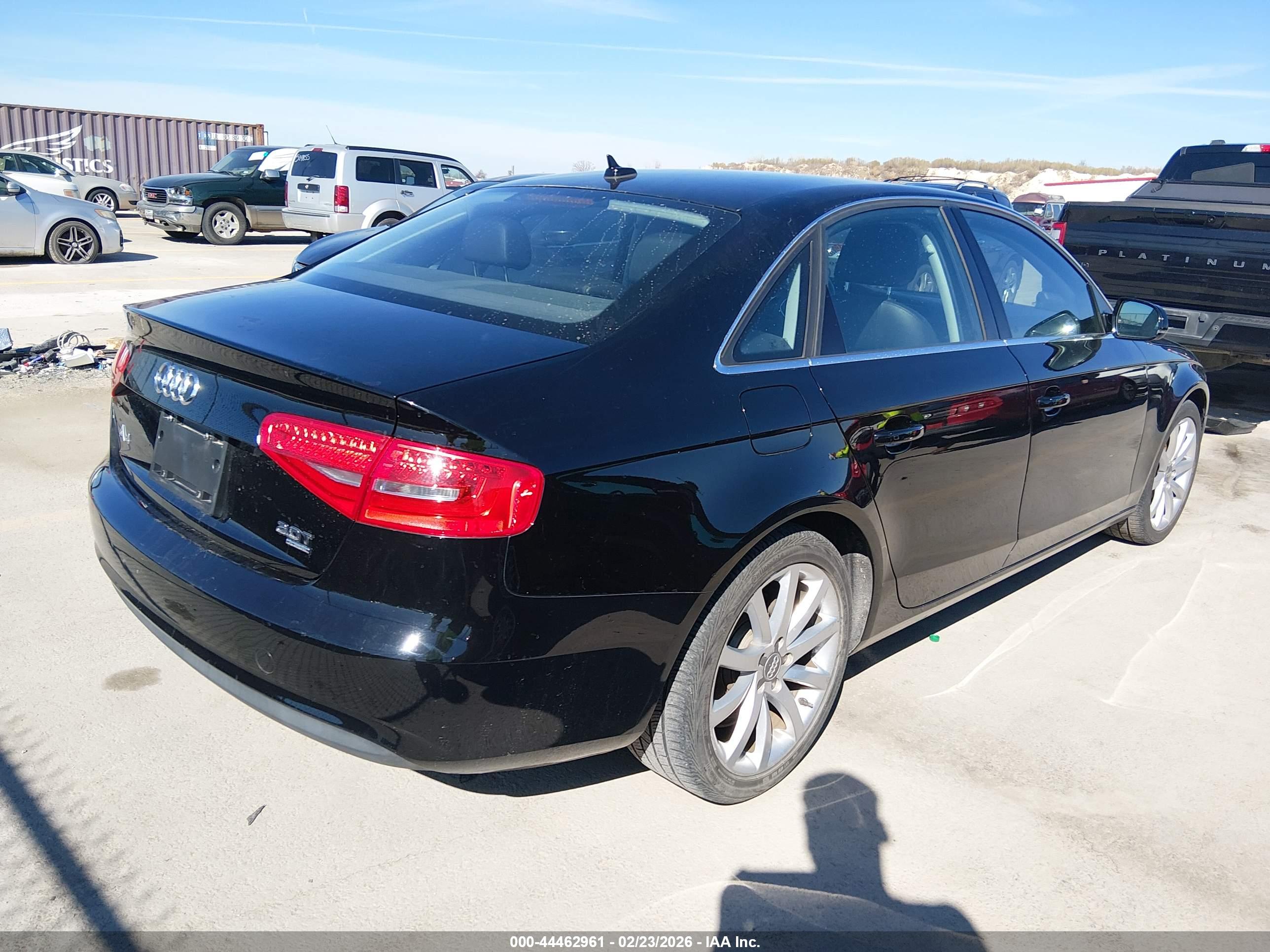 AUDI A4 image 4