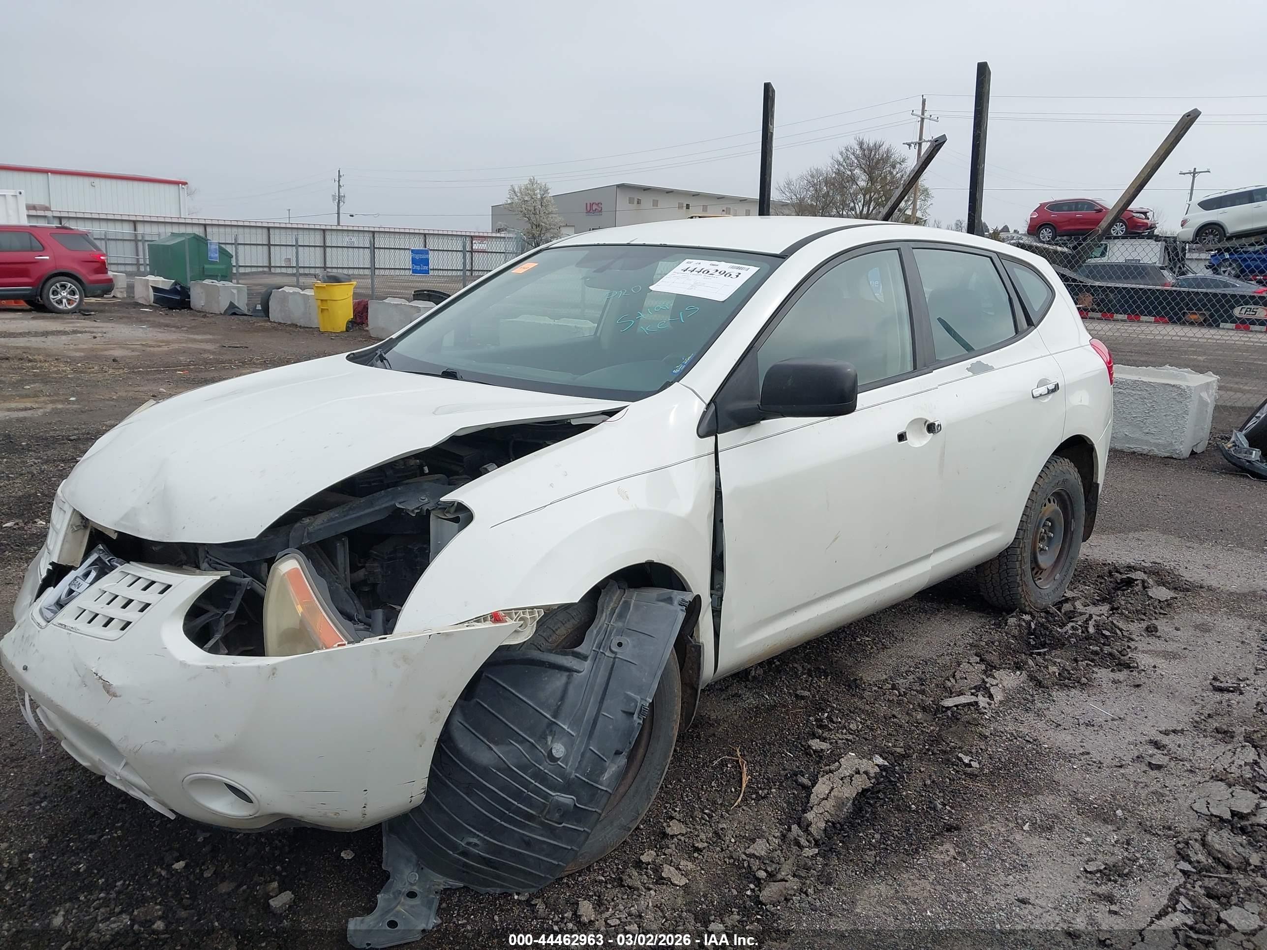 NISSAN ROGUE image 2