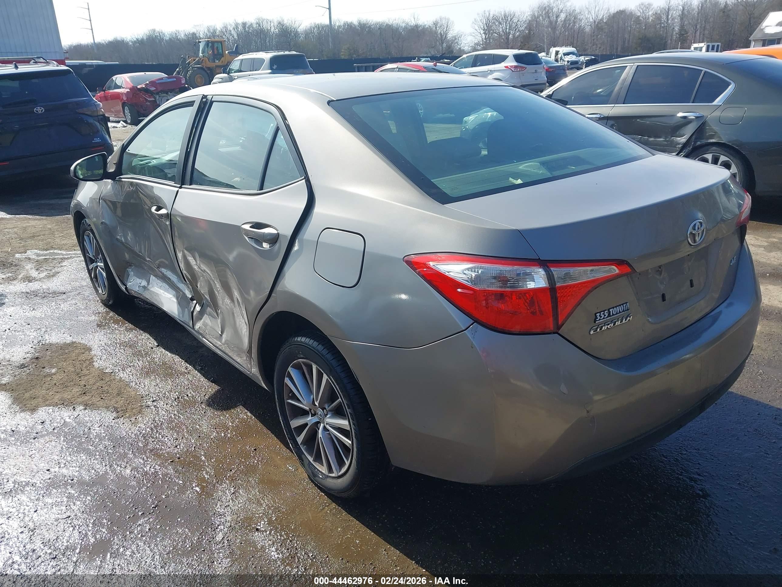 TOYOTA COROLLA image 3