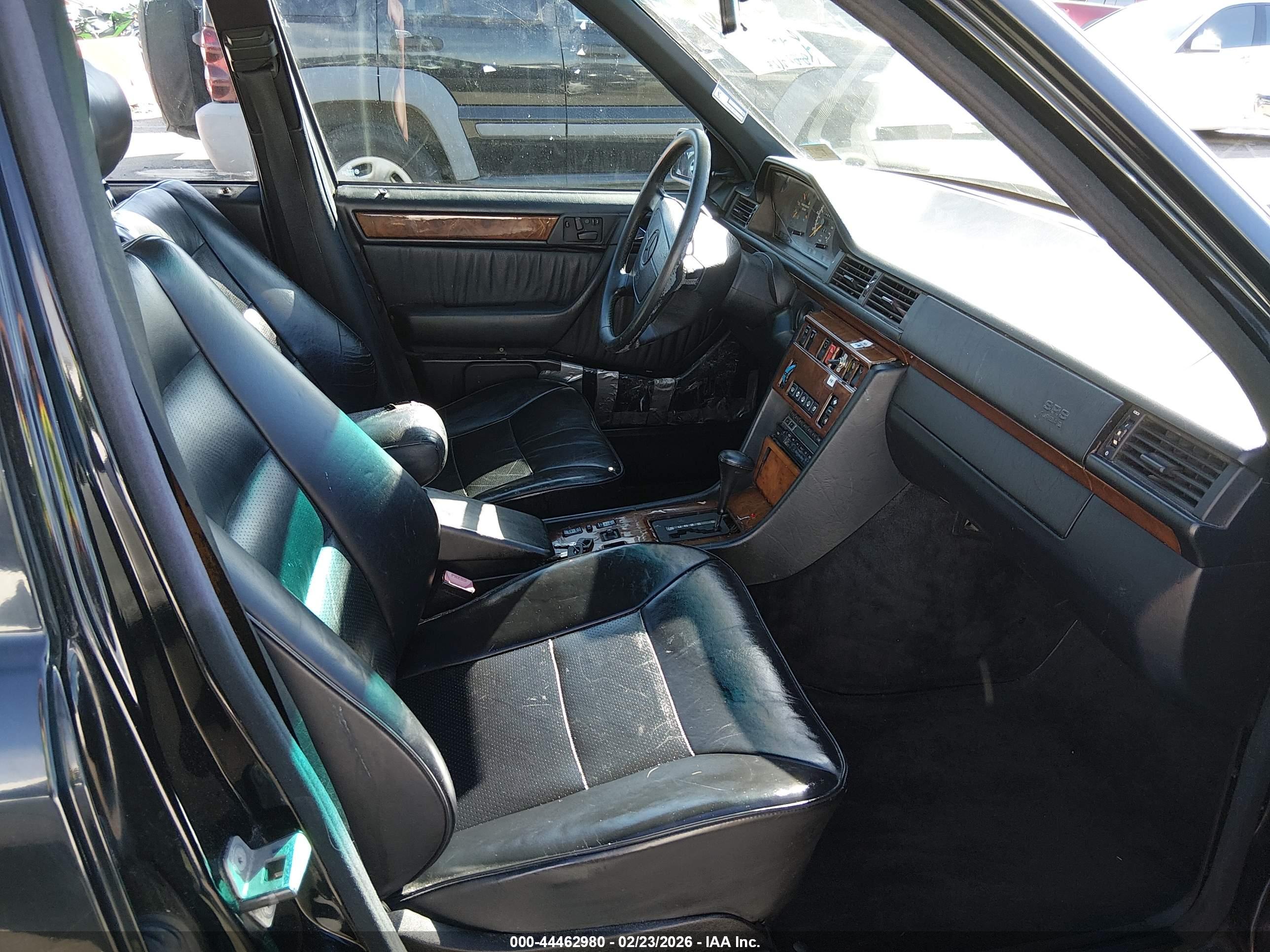 MERCEDES-BENZ 400 image 5