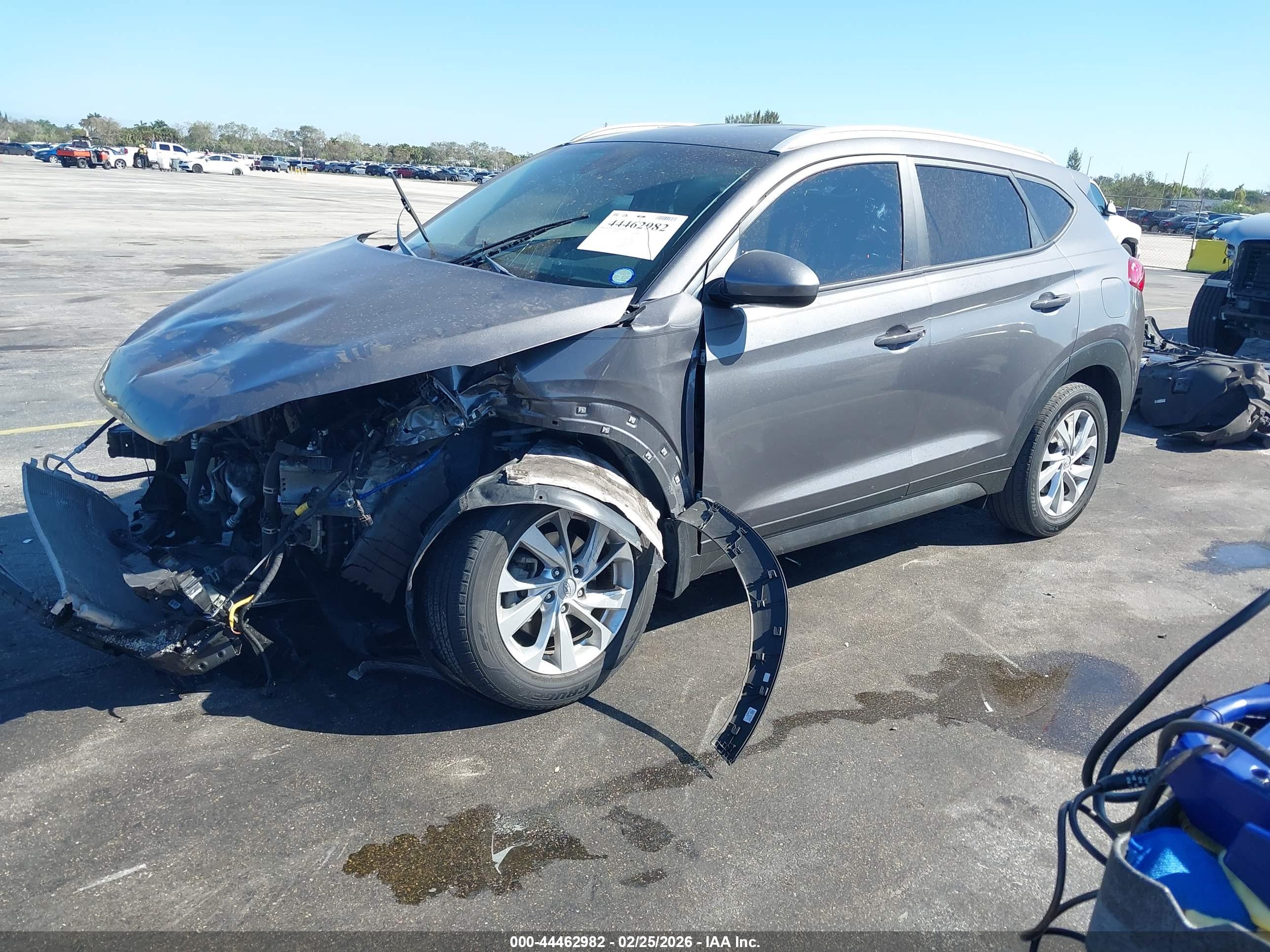 HYUNDAI TUCSON image 2