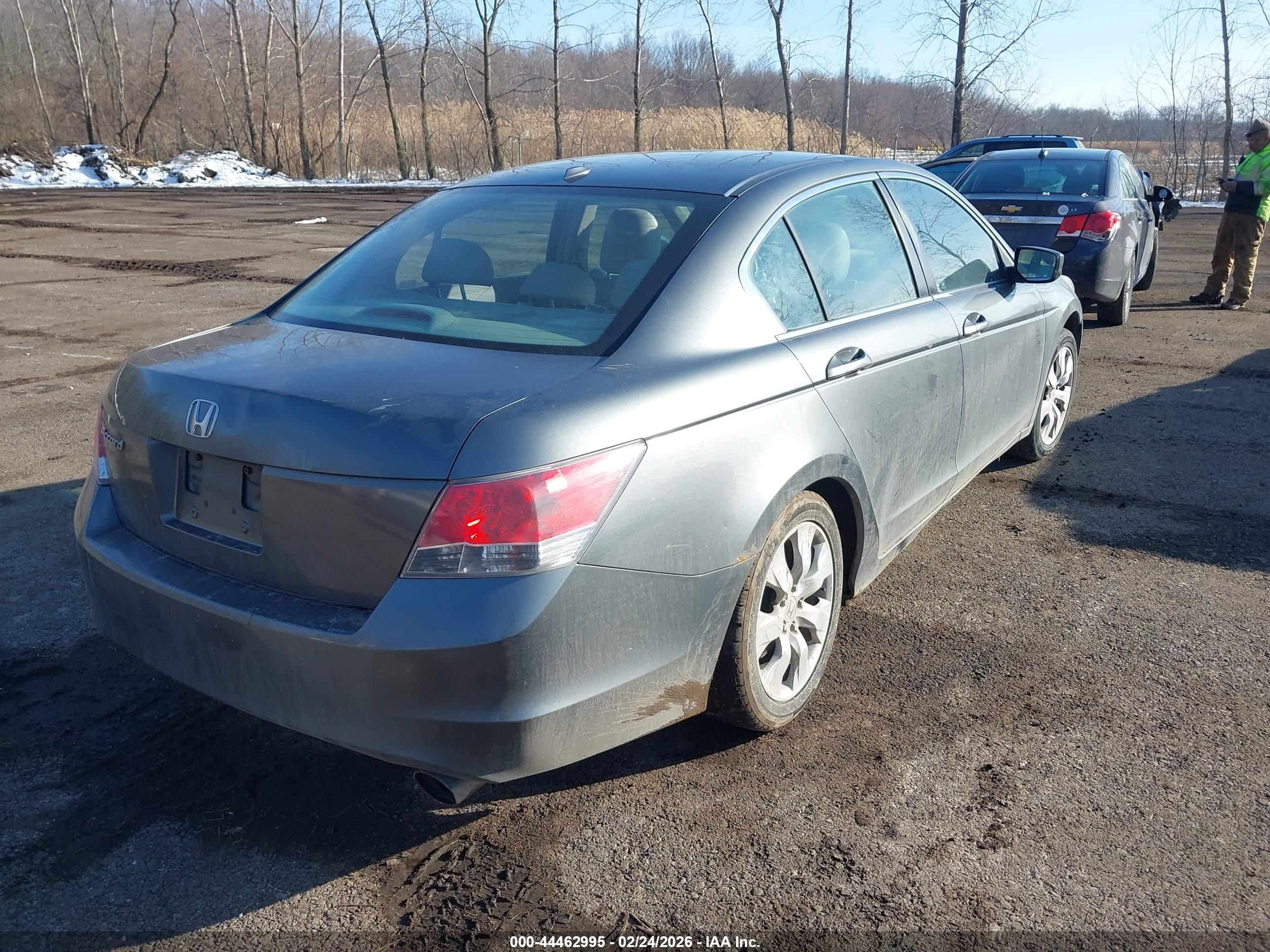 HONDA ACCORD image 4
