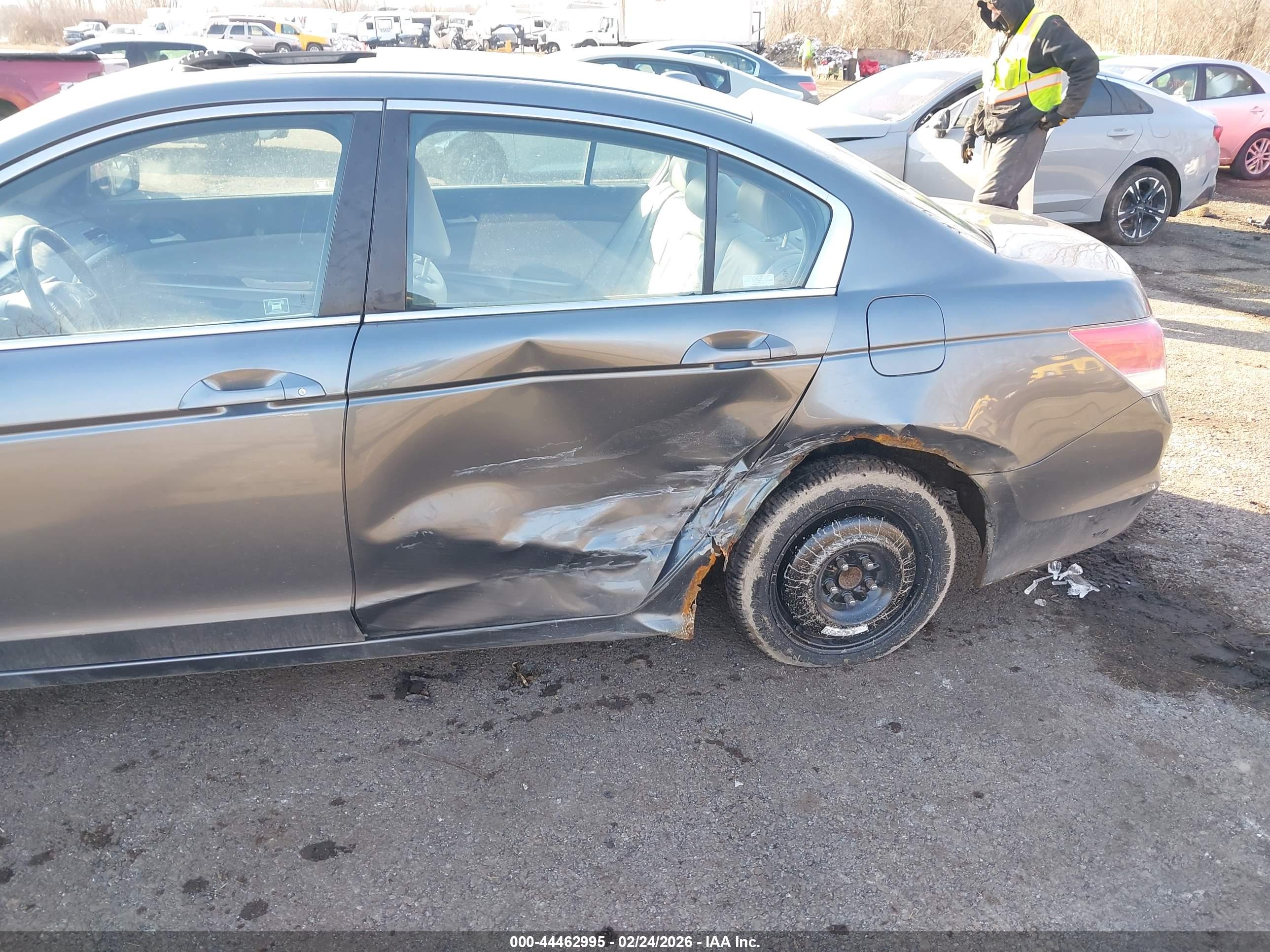HONDA ACCORD image 6