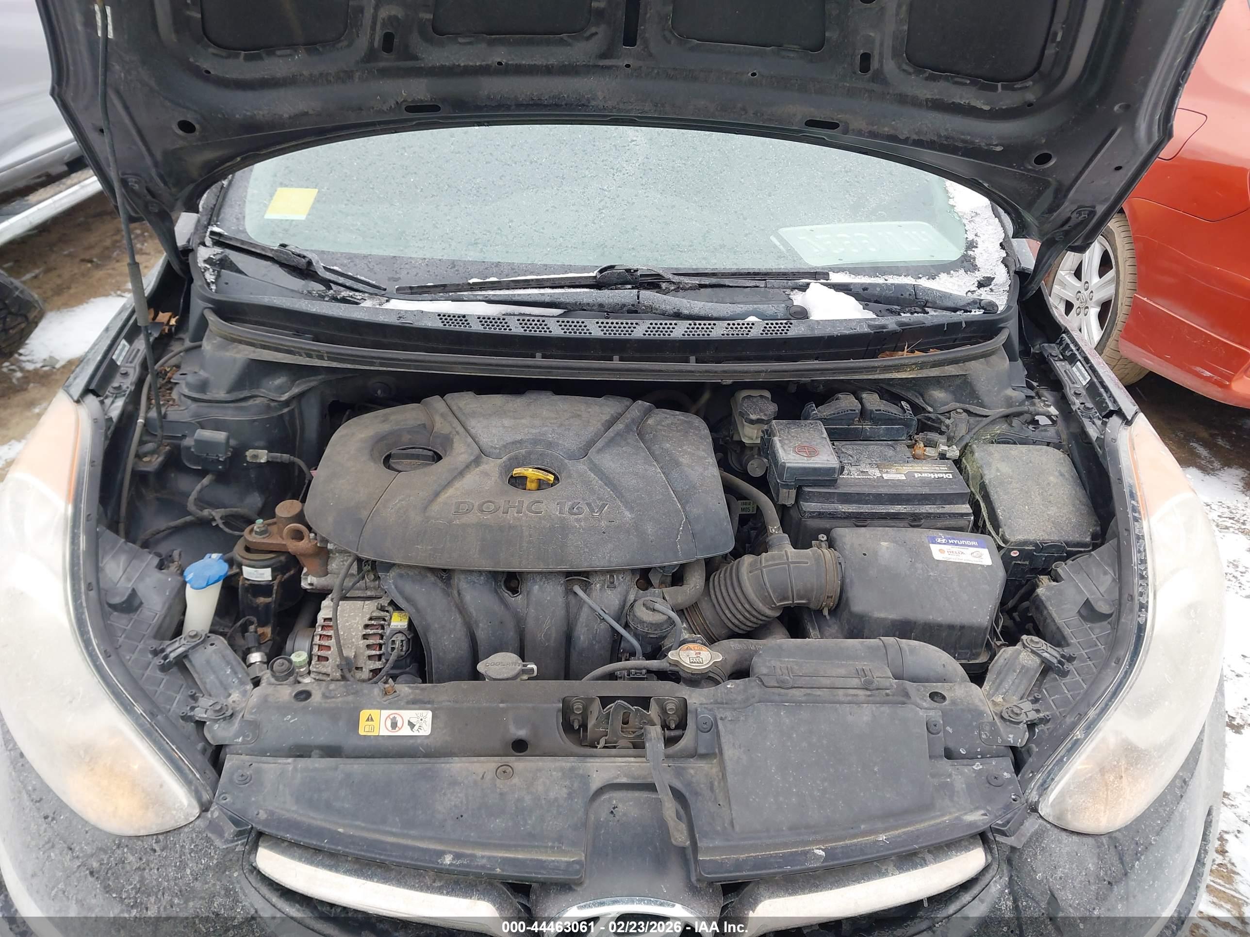 HYUNDAI ELANTRA image 10