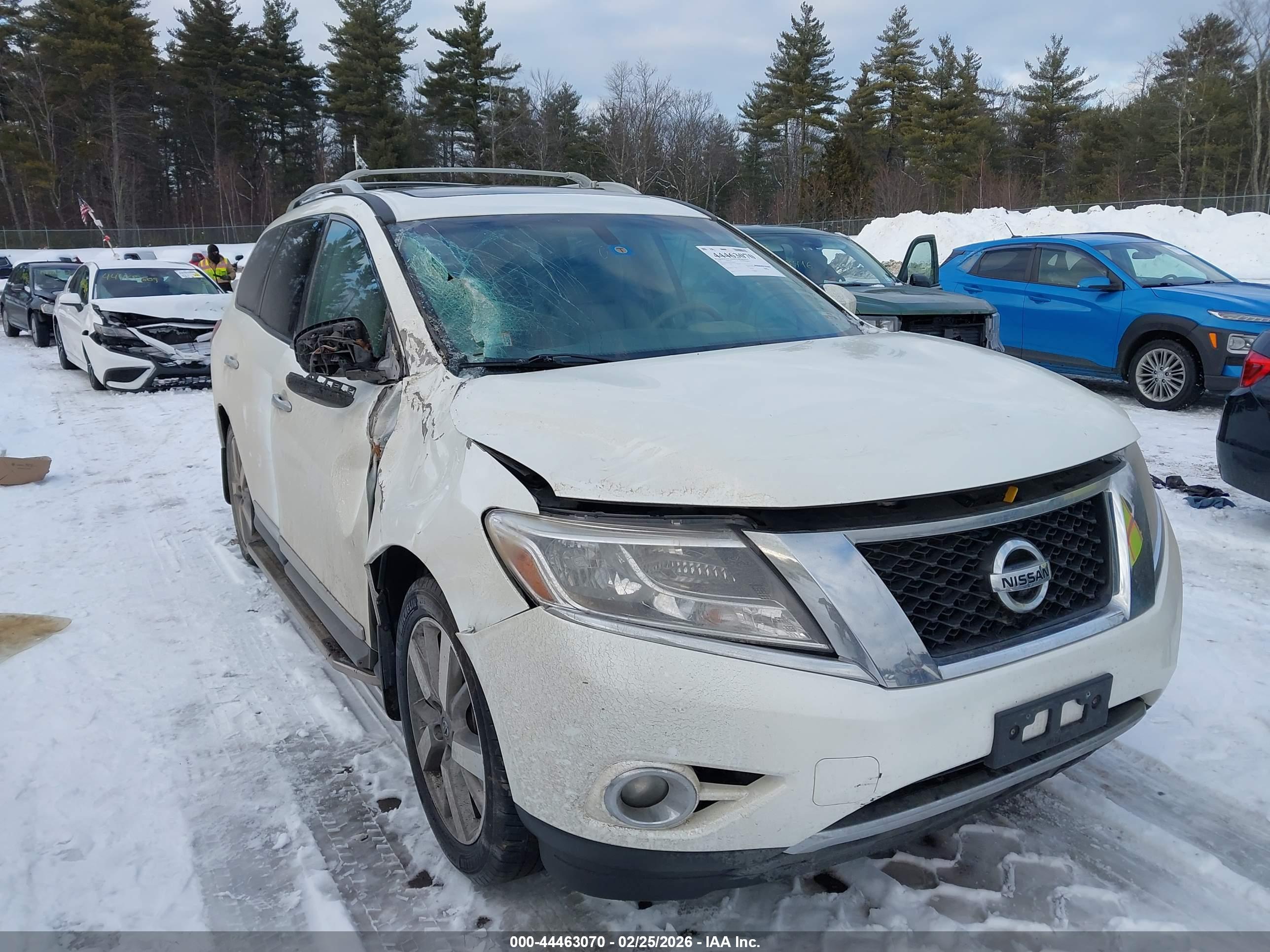 NISSAN PATHFINDER image 6