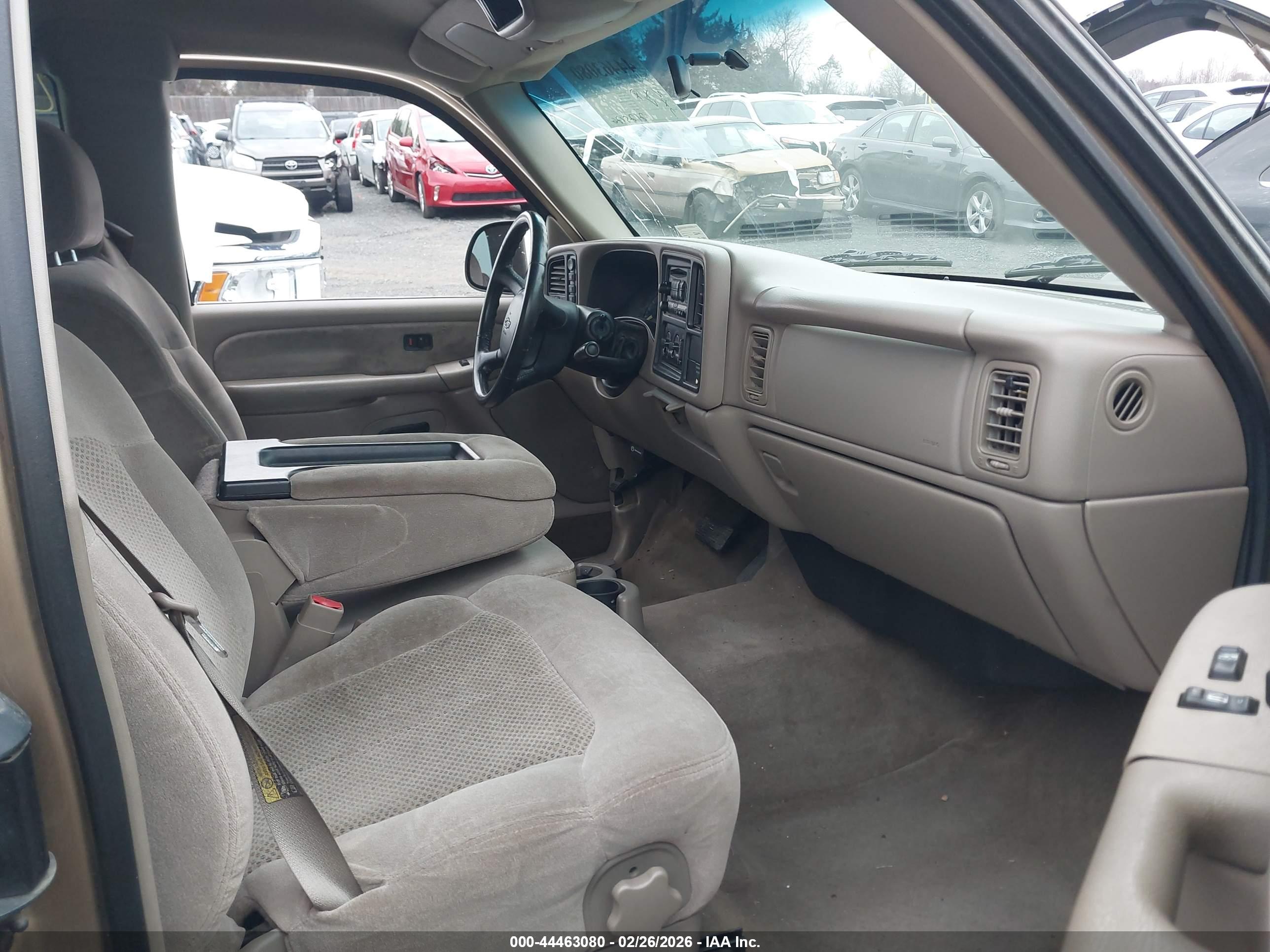 CHEVROLET SILVERADO image 5