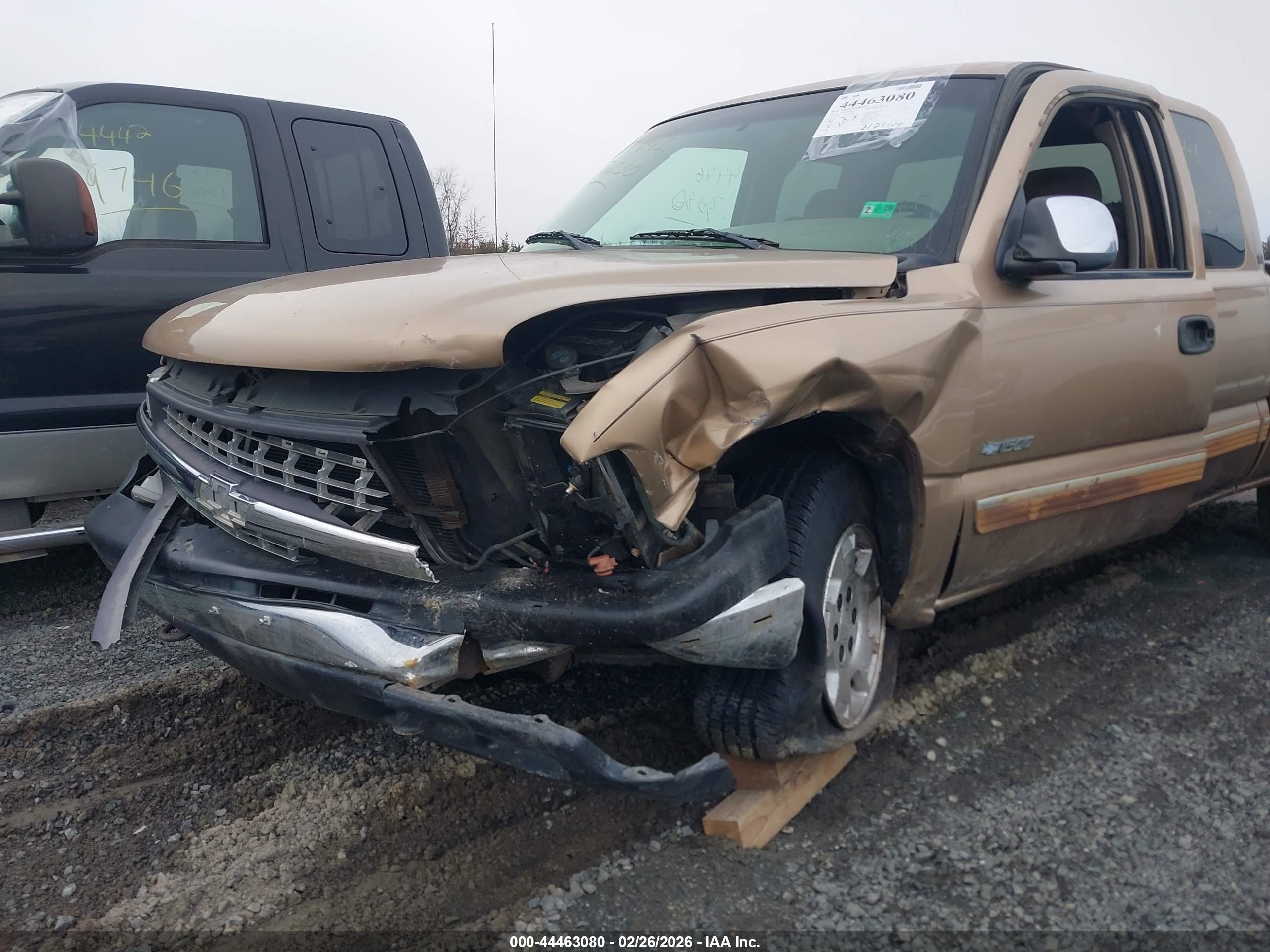 CHEVROLET SILVERADO image 6