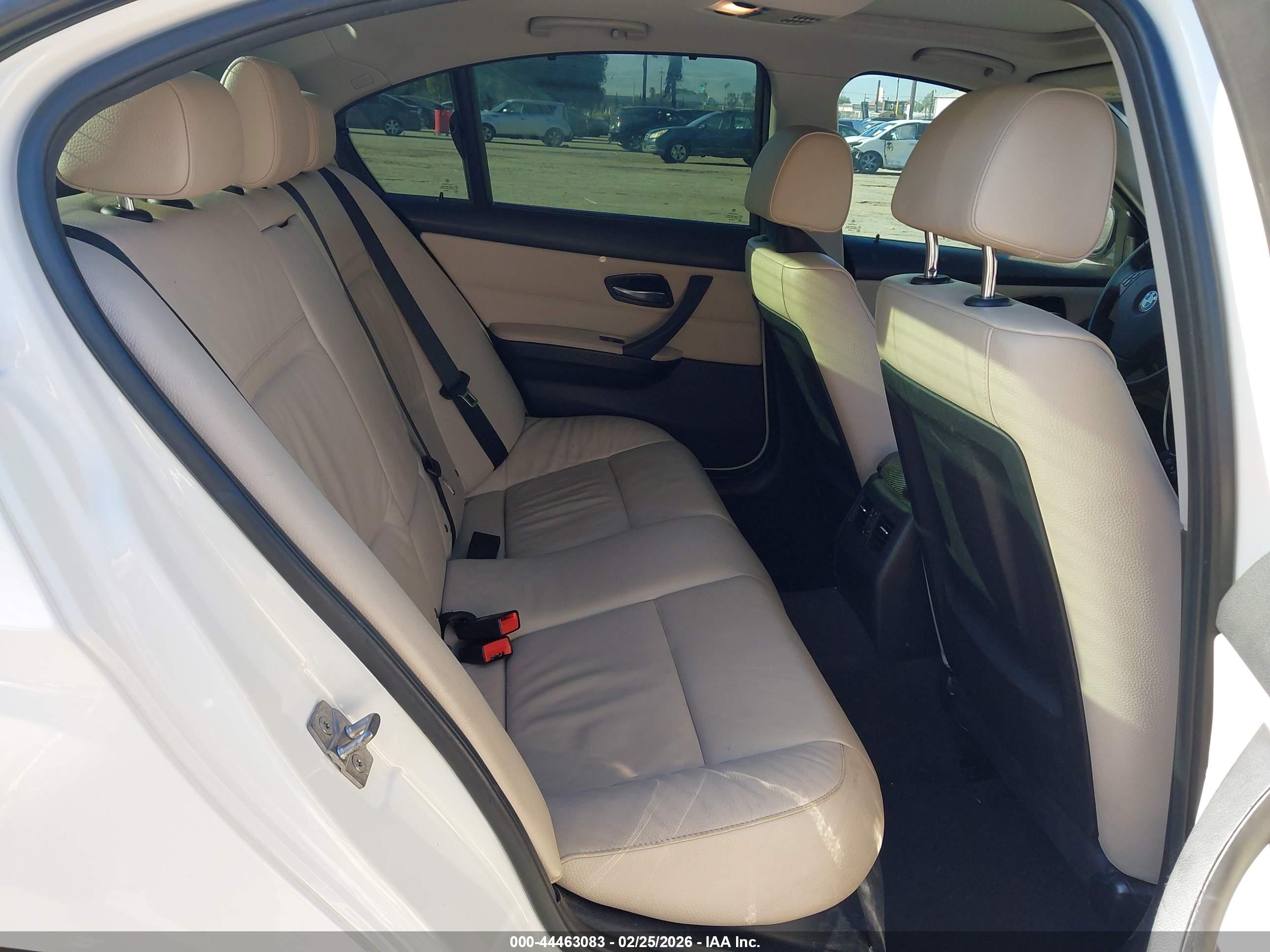 BMW 328I image 8
