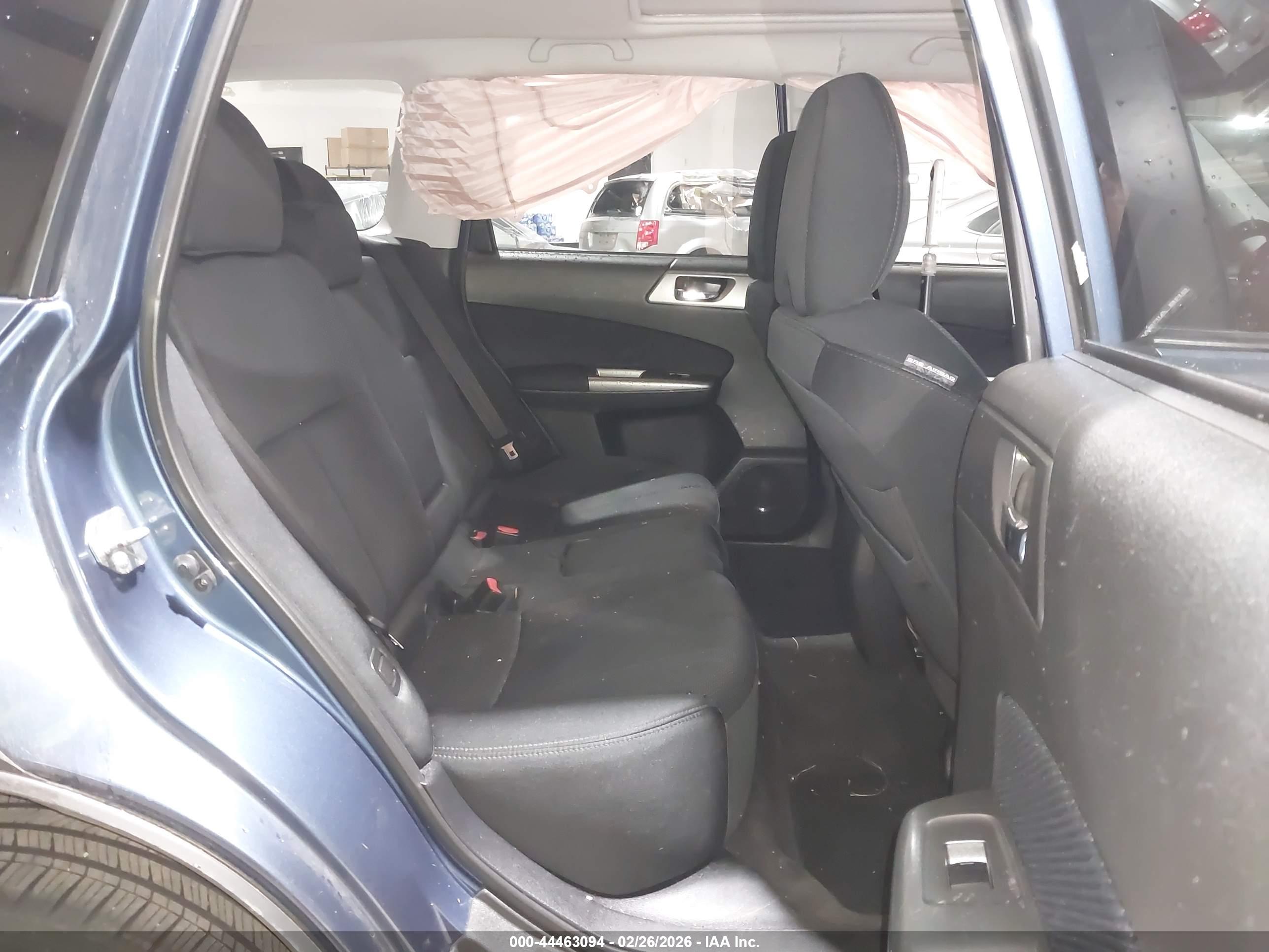 SUBARU FORESTER image 8