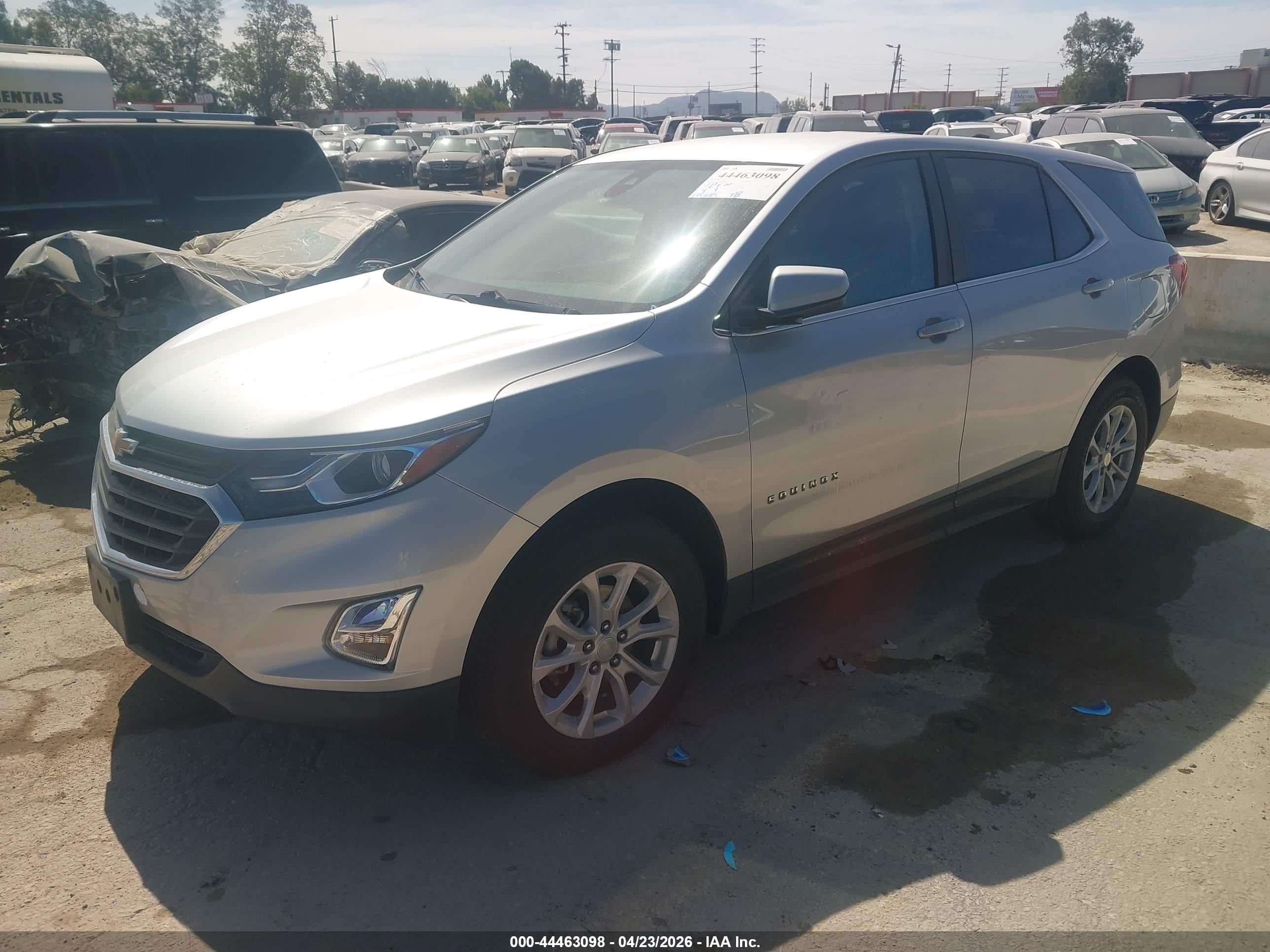 CHEVROLET EQUINOX image 2