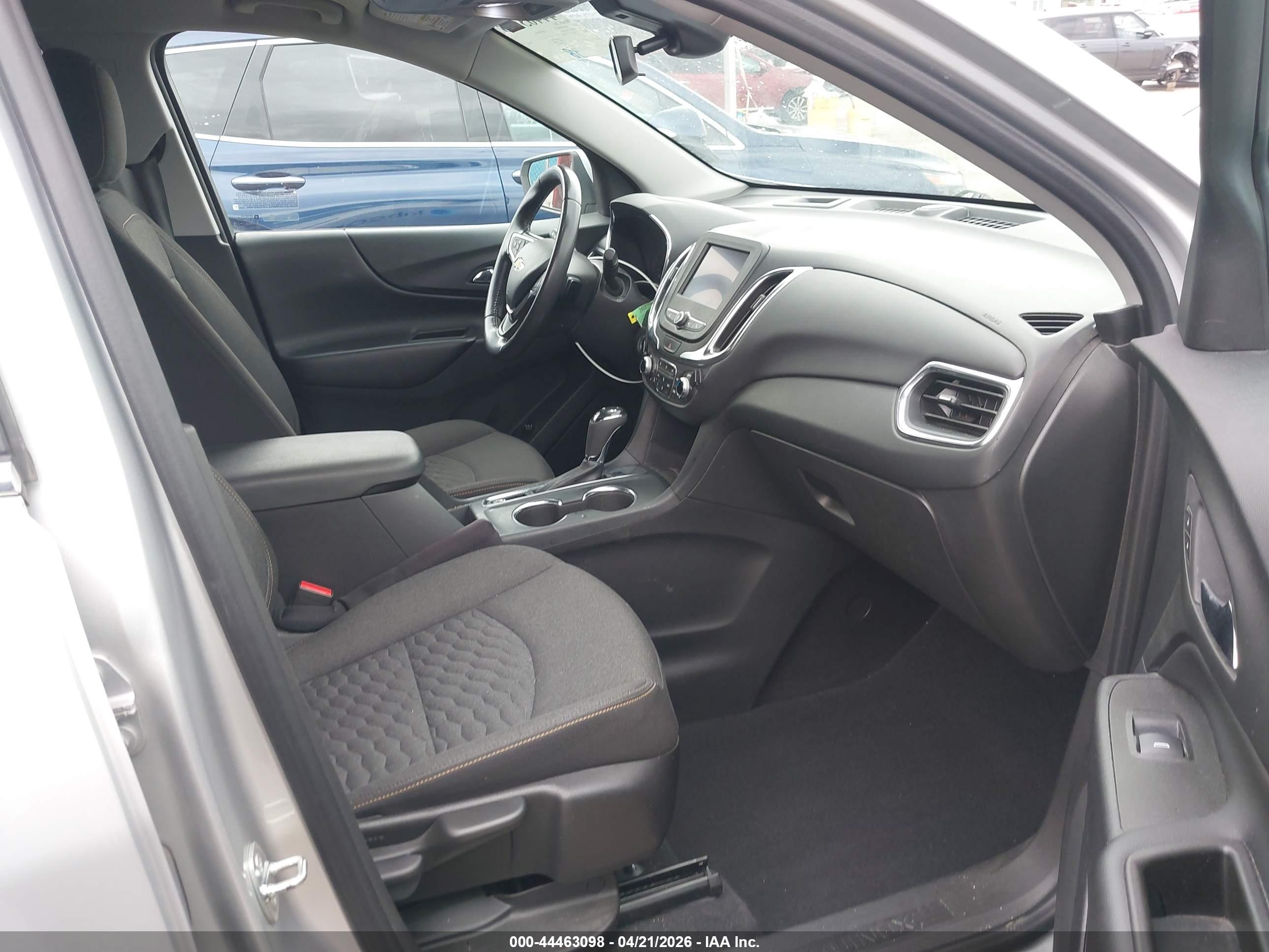 CHEVROLET EQUINOX image 5