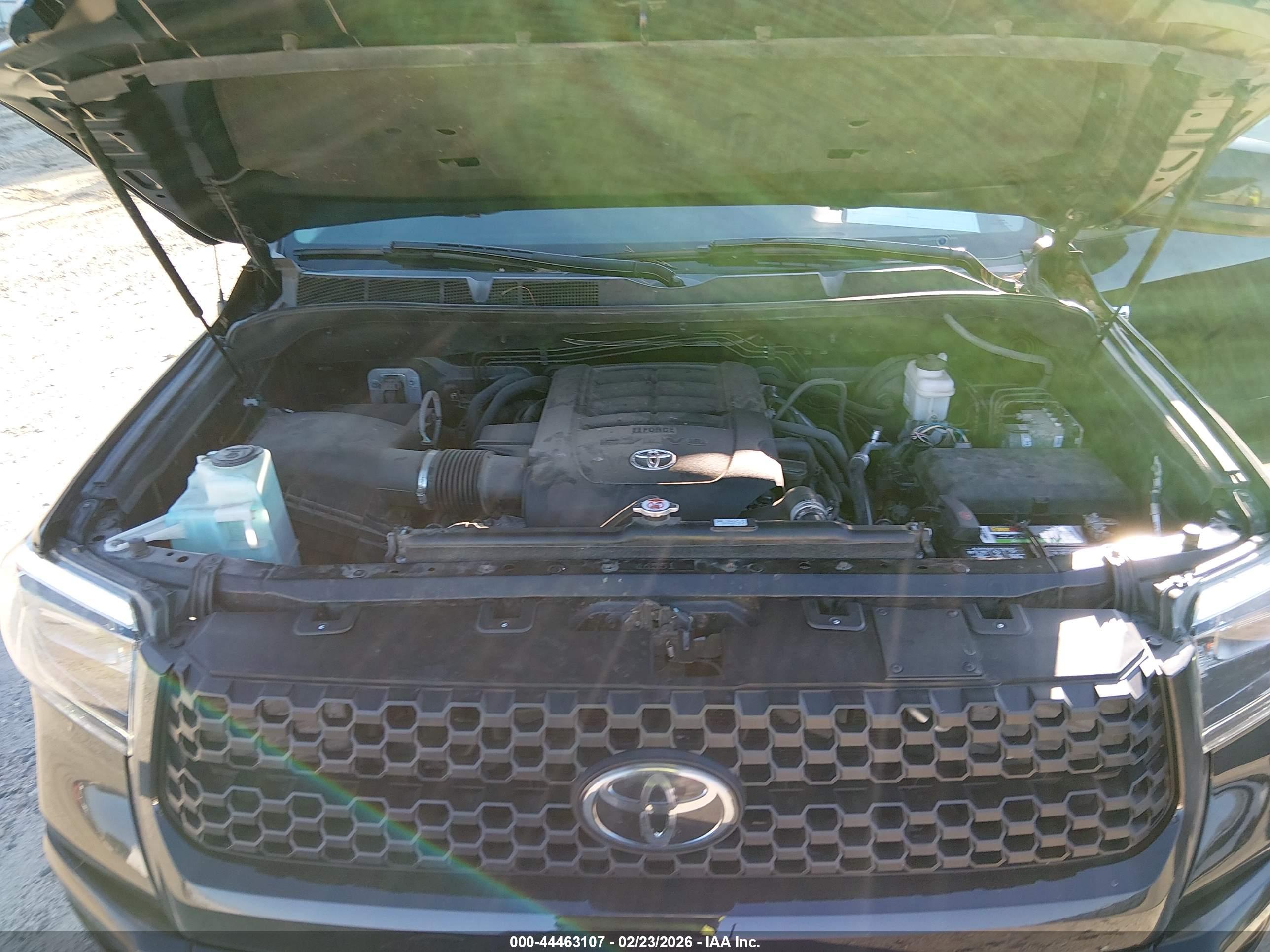 TOYOTA TUNDRA image 10
