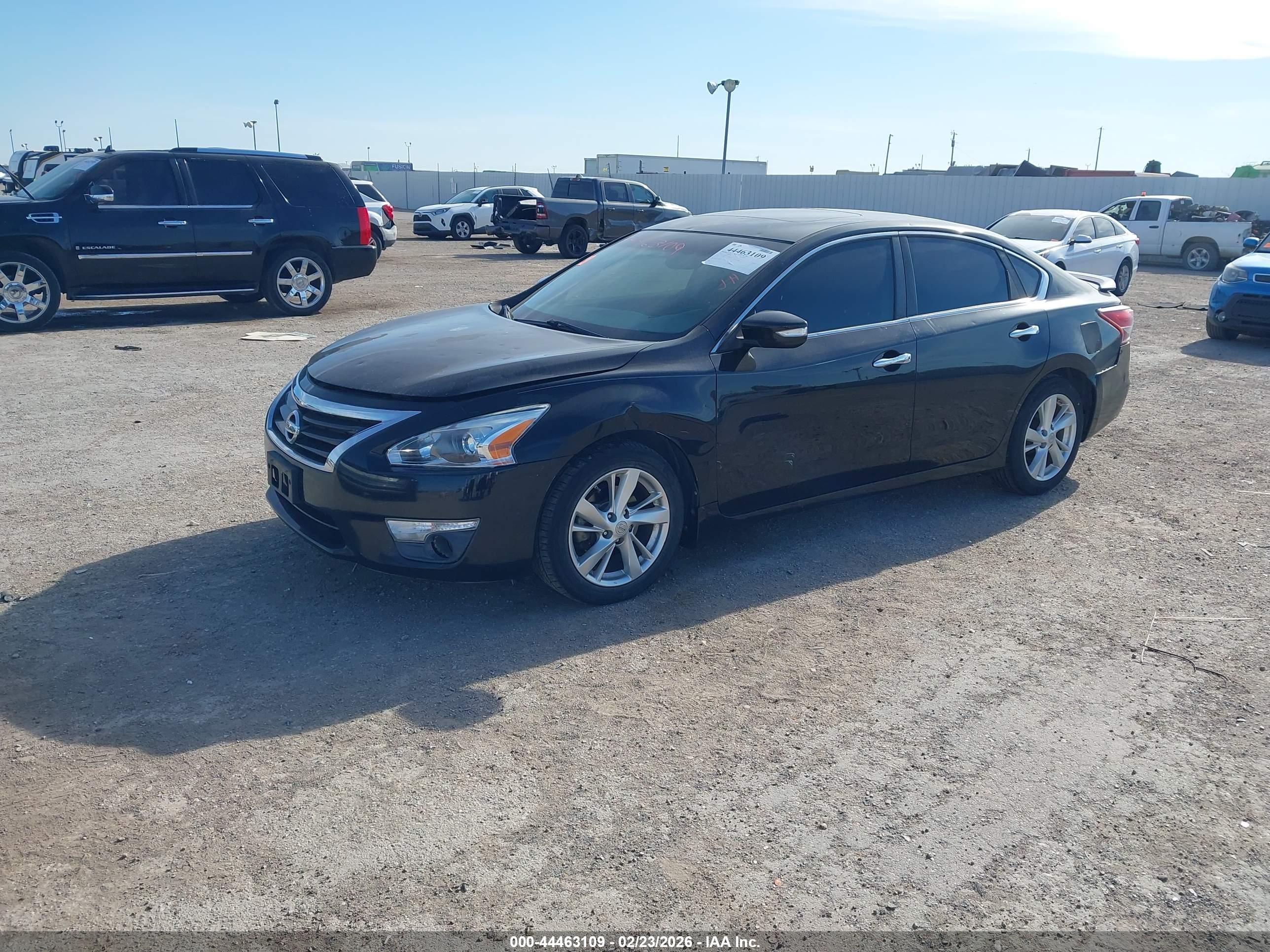 NISSAN ALTIMA image 2