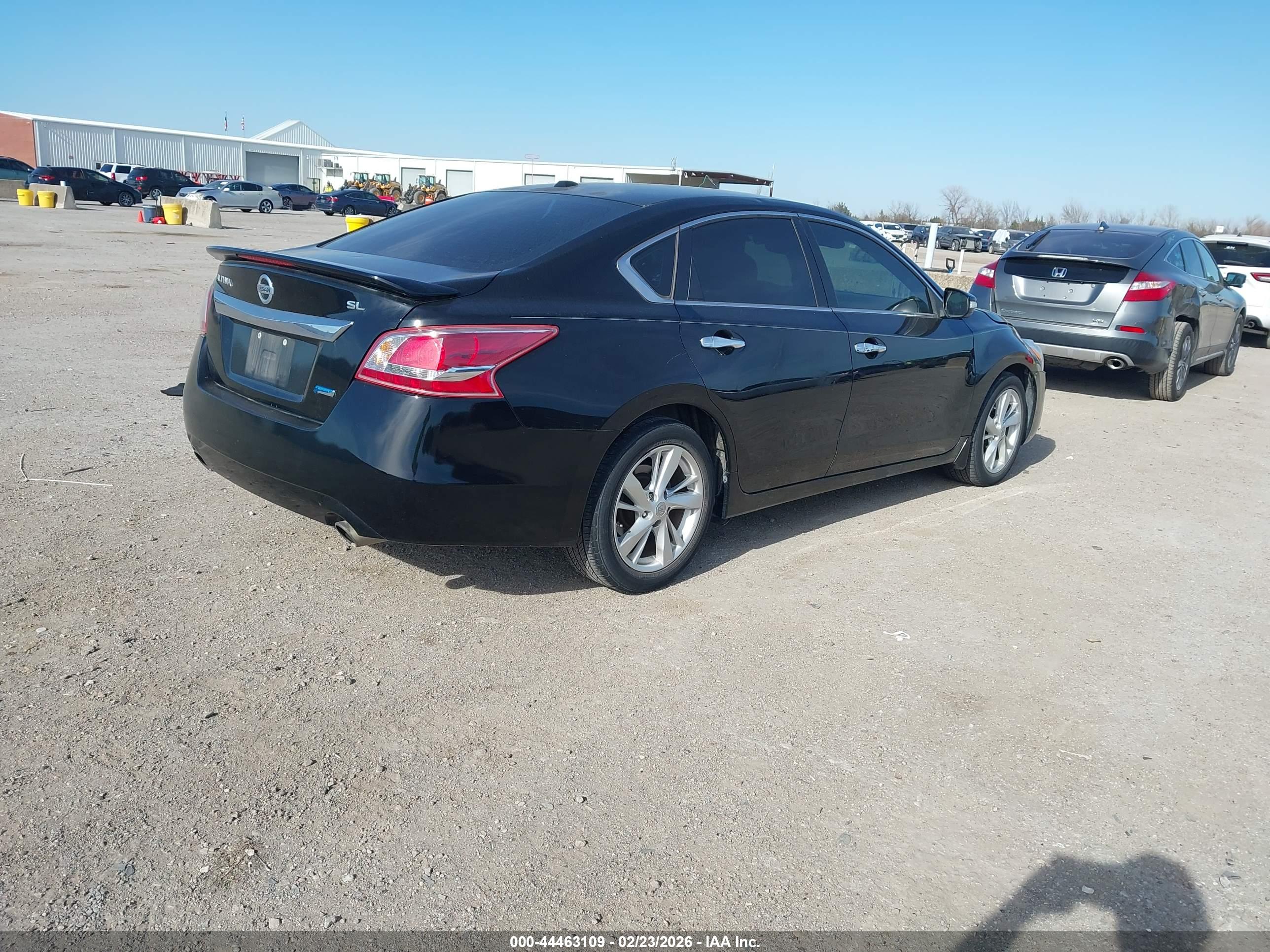 NISSAN ALTIMA image 4