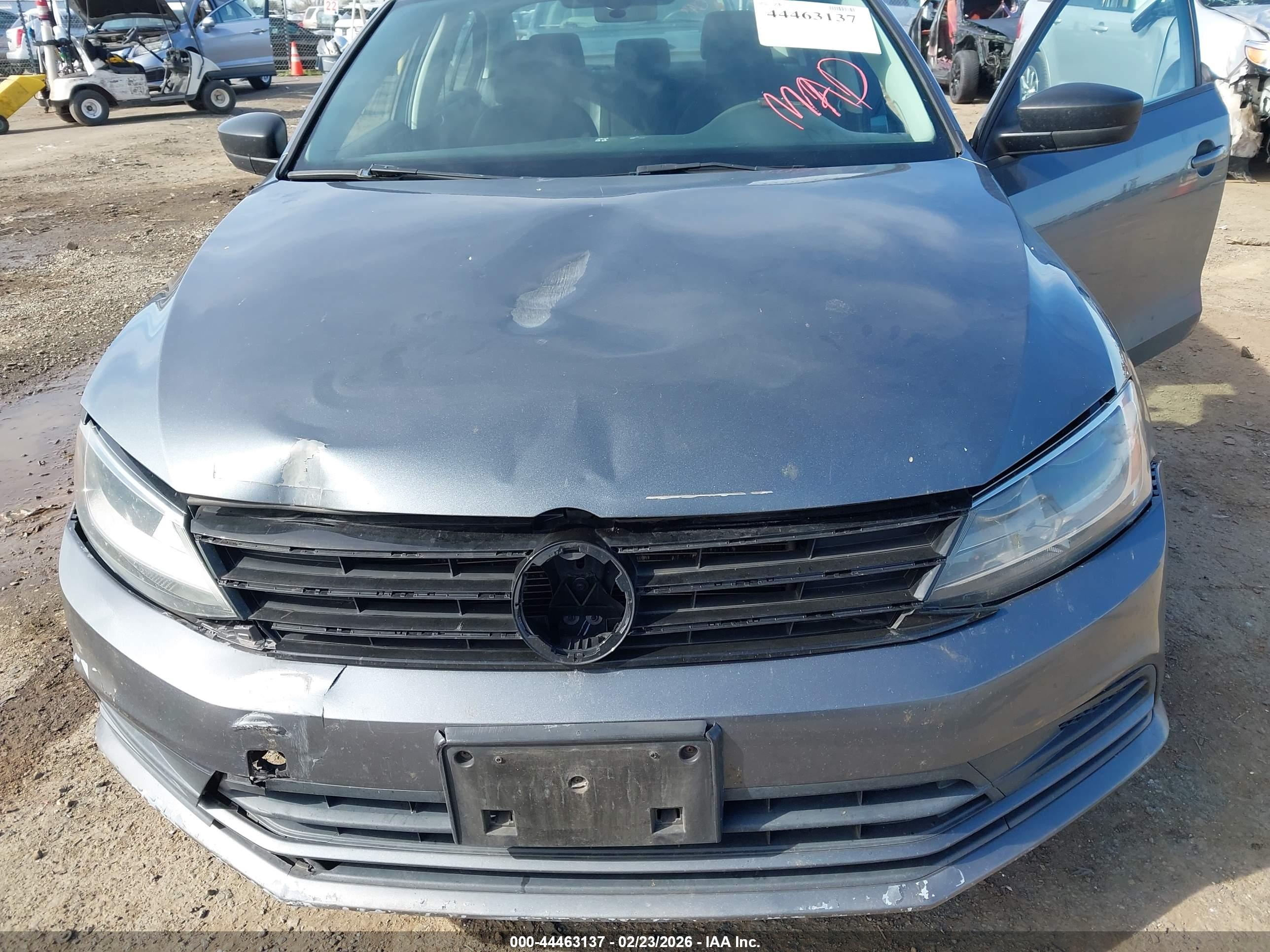 VOLKSWAGEN JETTA image 6