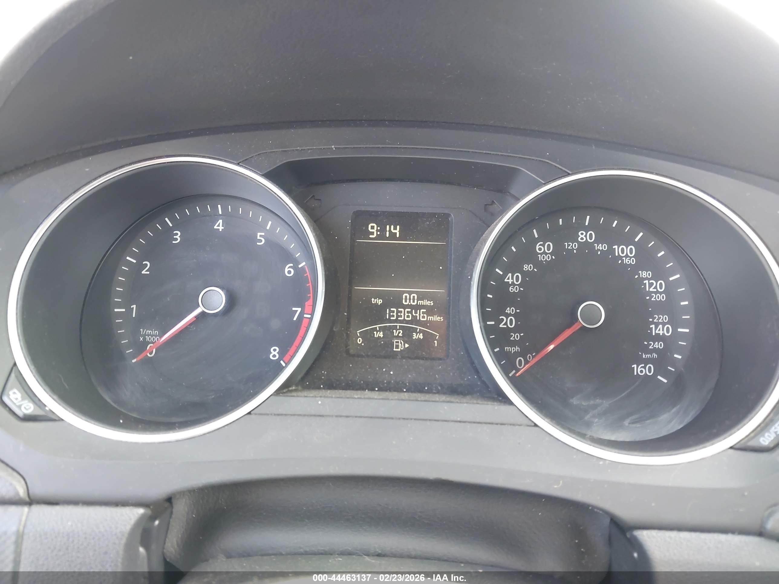 VOLKSWAGEN JETTA image 7