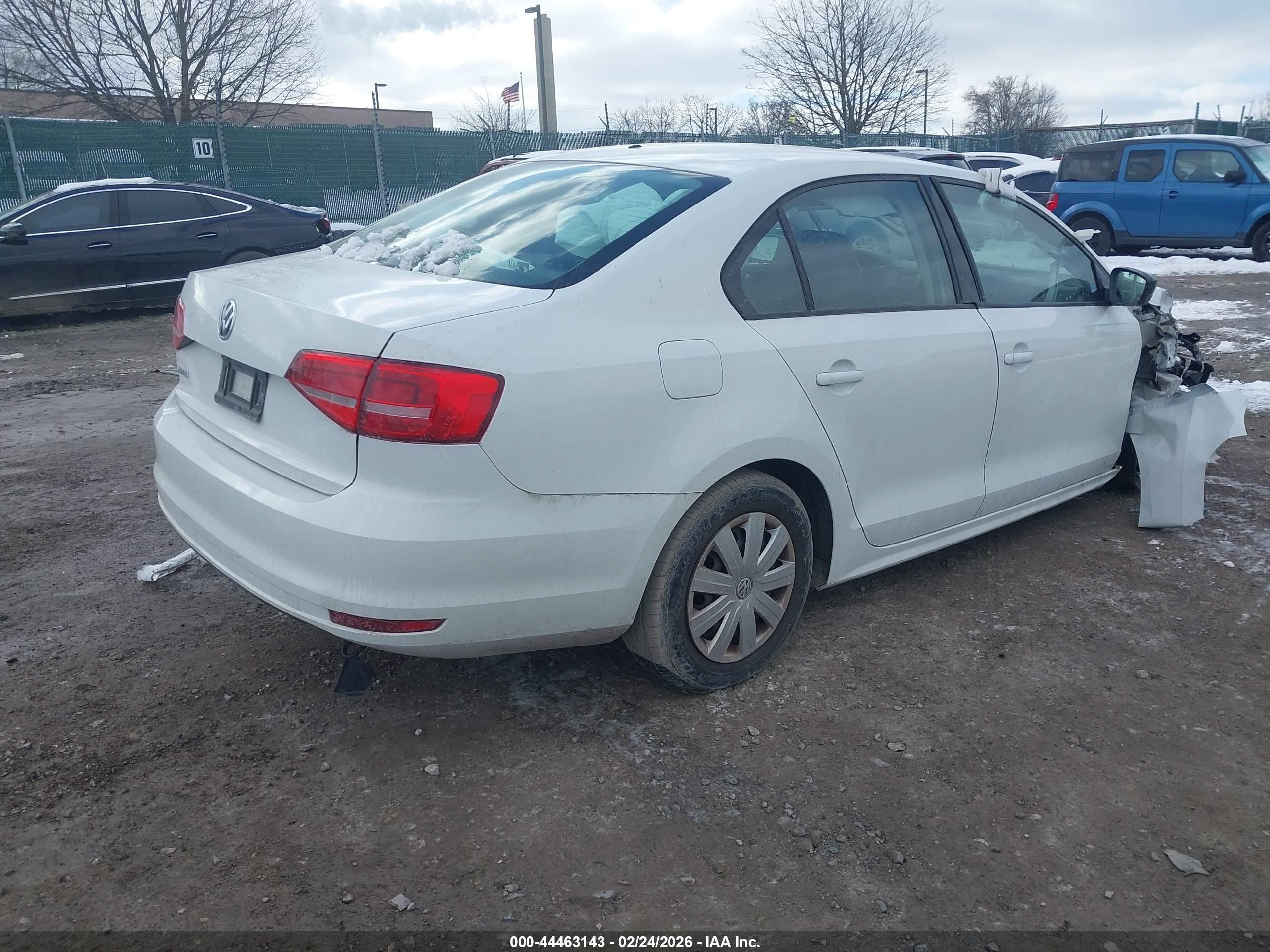 VOLKSWAGEN JETTA image 4