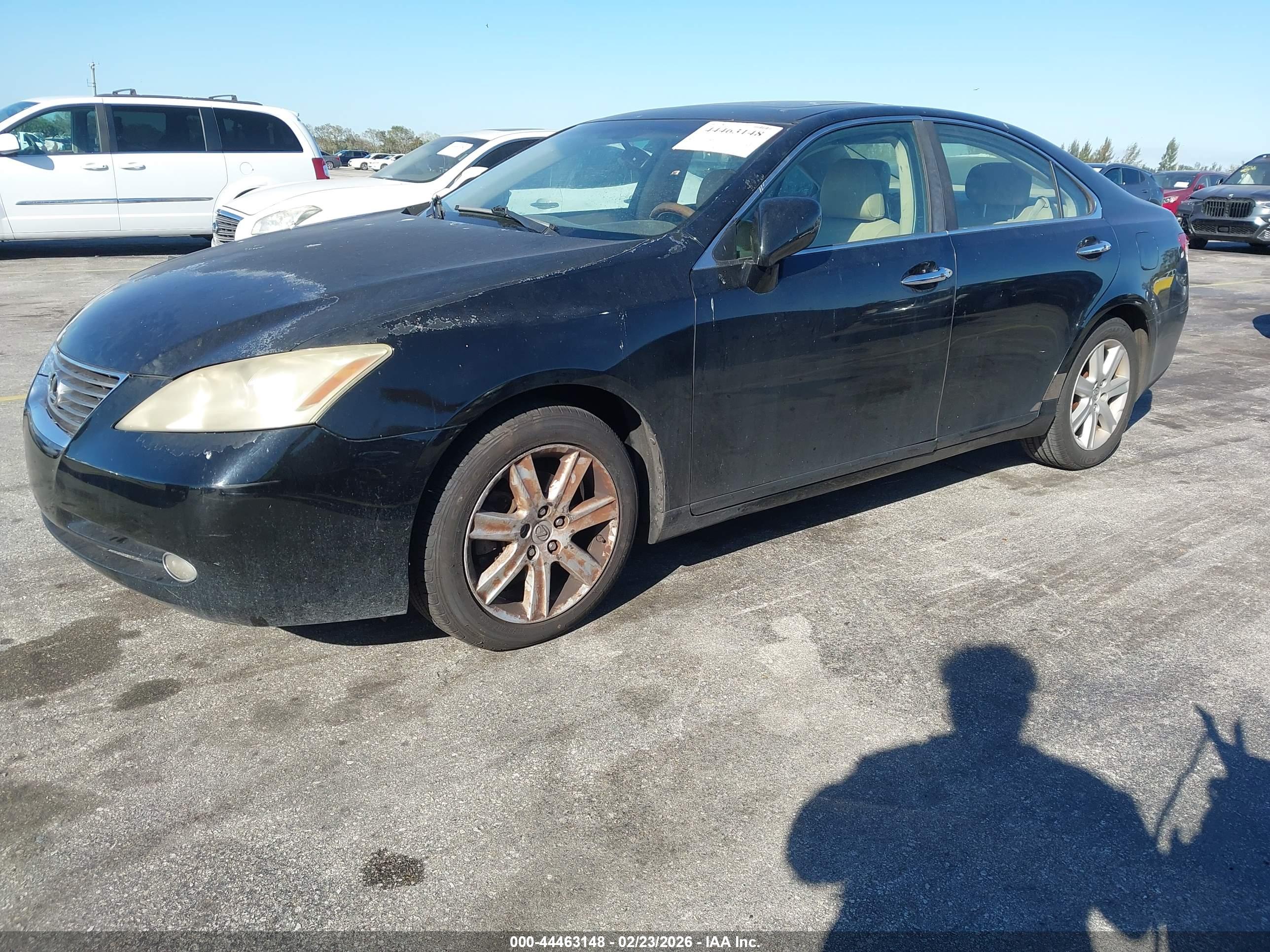 LEXUS ES image 2