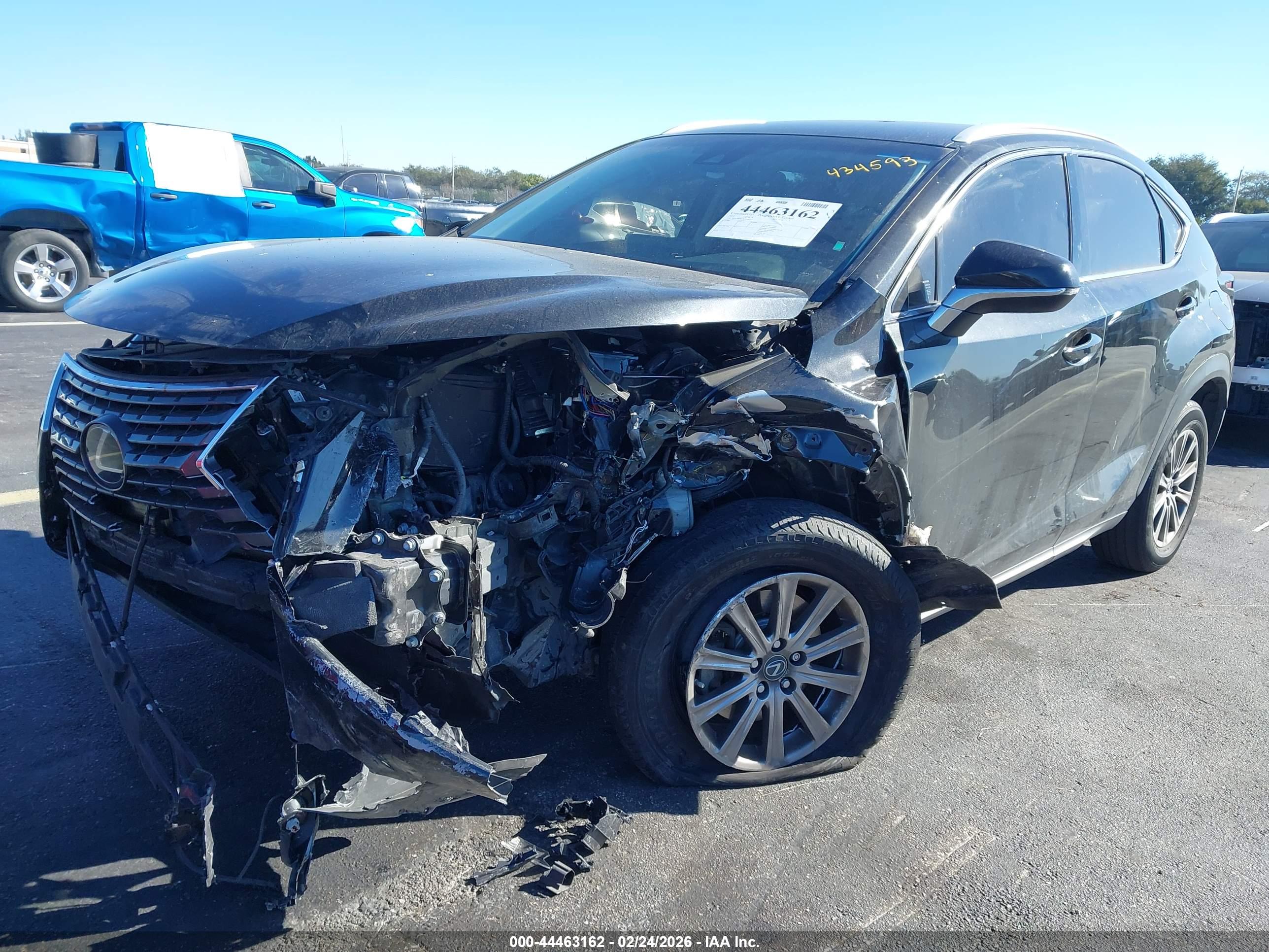LEXUS NX image 6