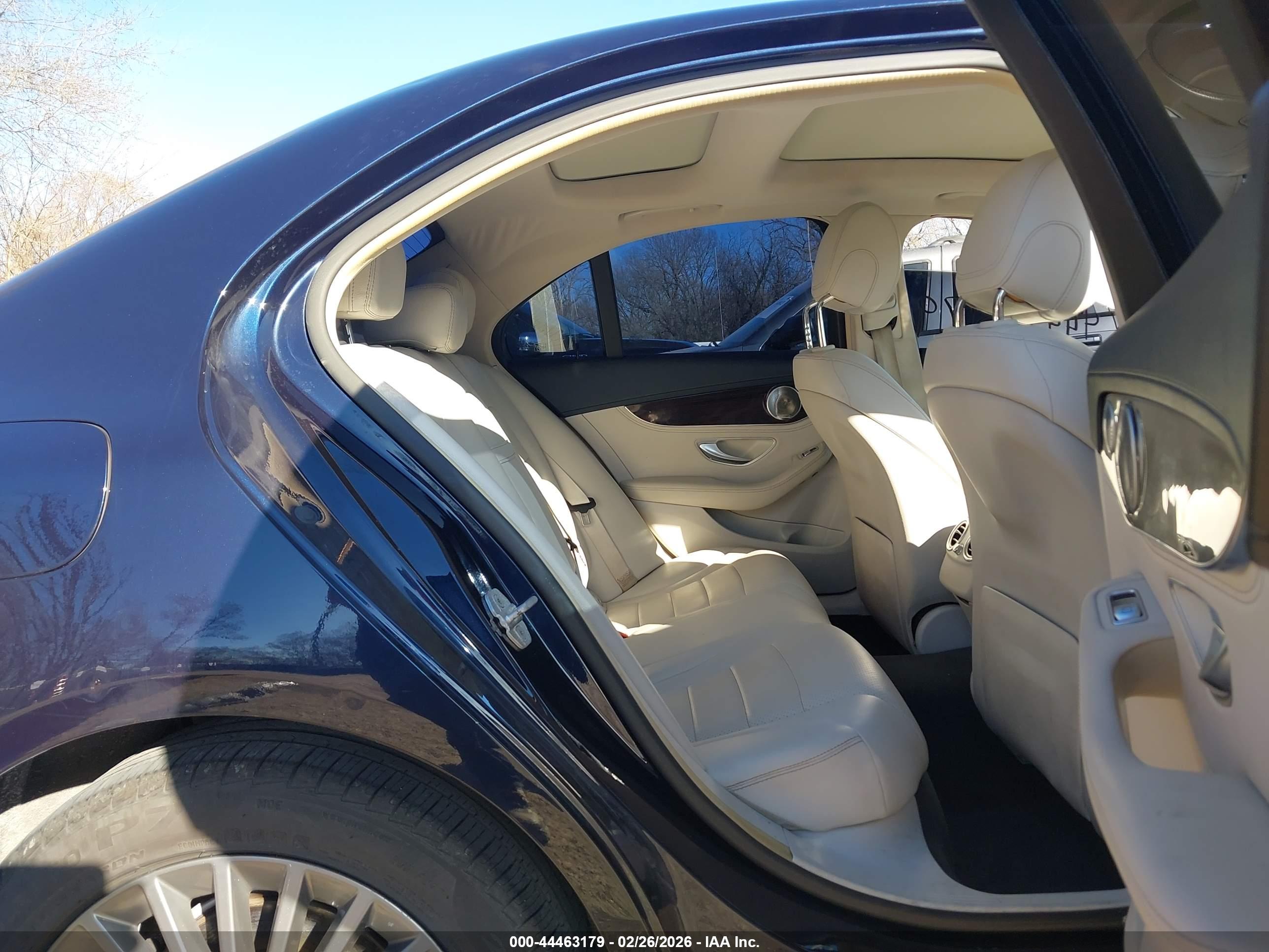 MERCEDES-BENZ C image 8