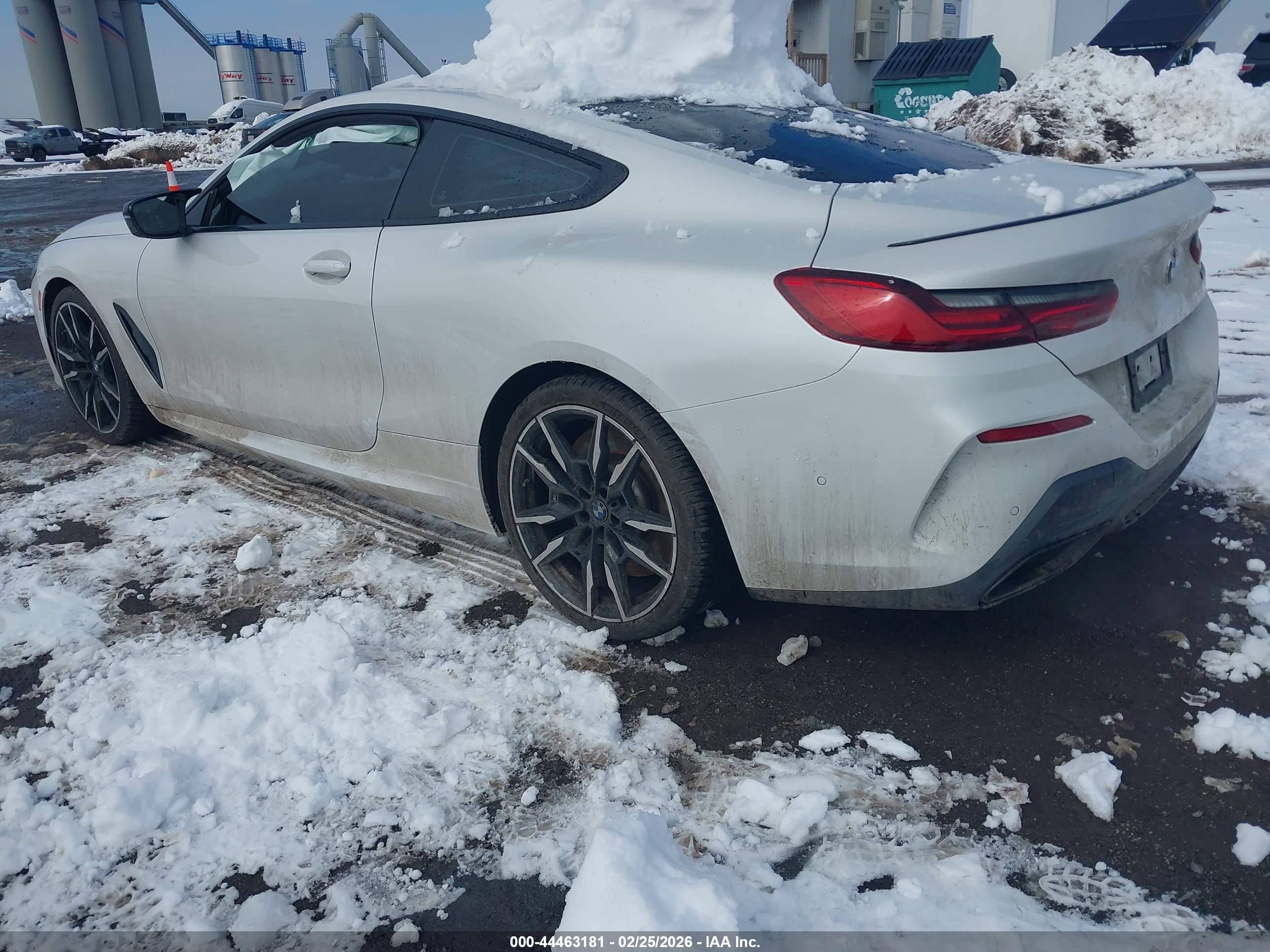BMW M850I image 3