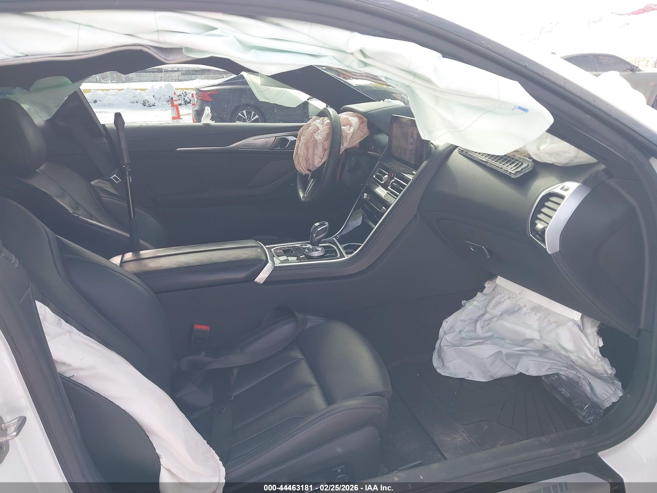 BMW M850I image 5