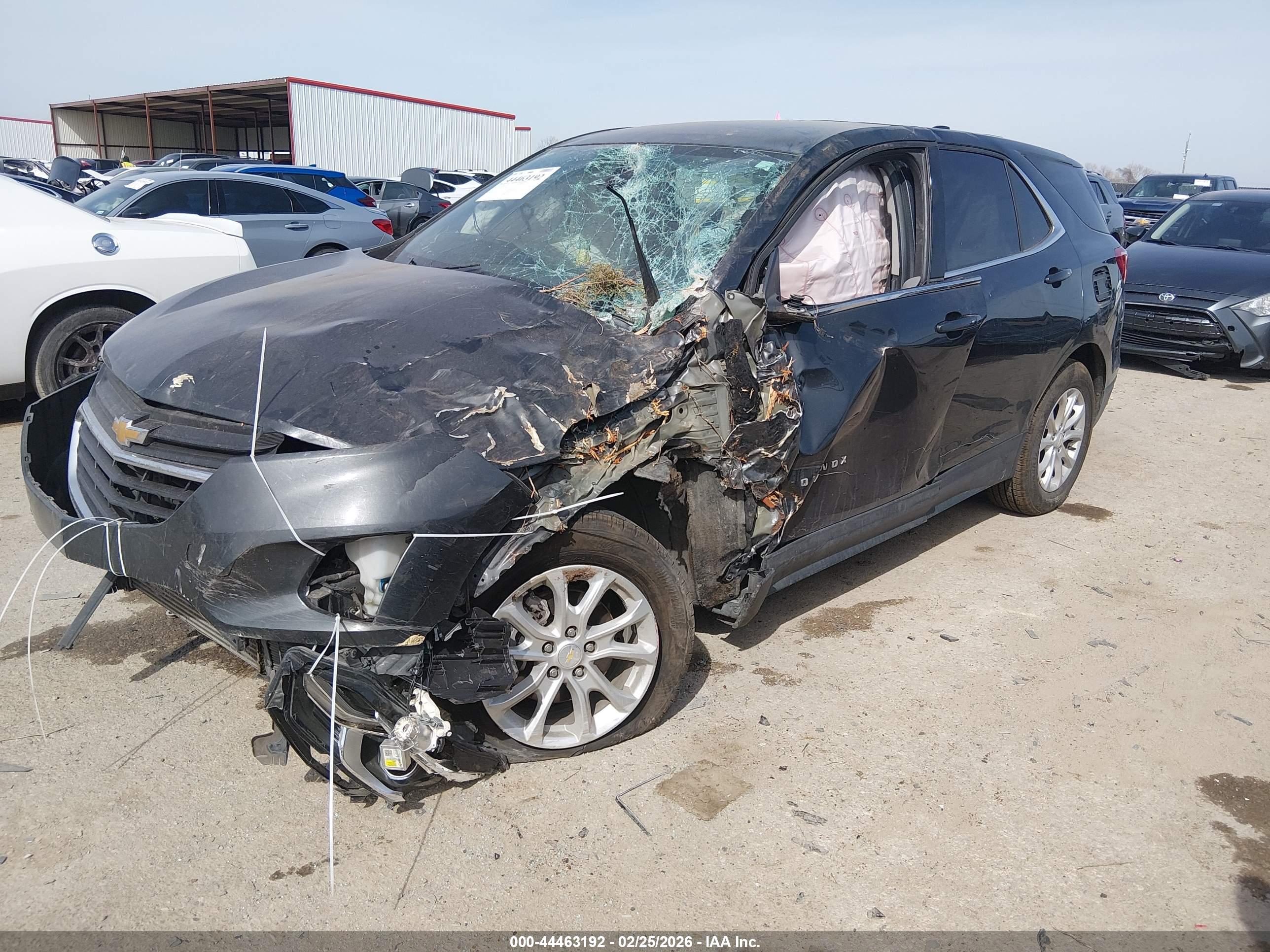CHEVROLET EQUINOX image 2