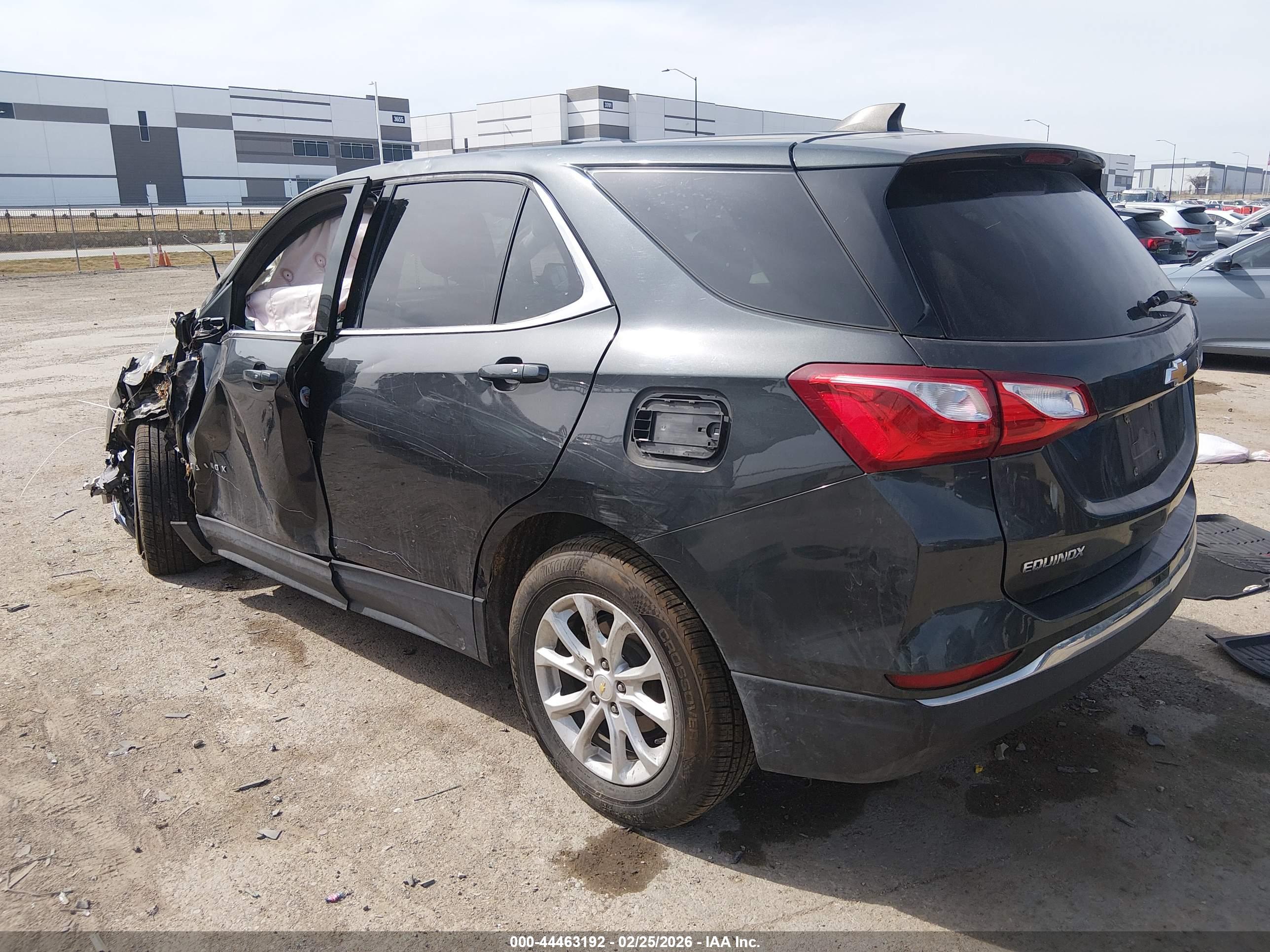 CHEVROLET EQUINOX image 3