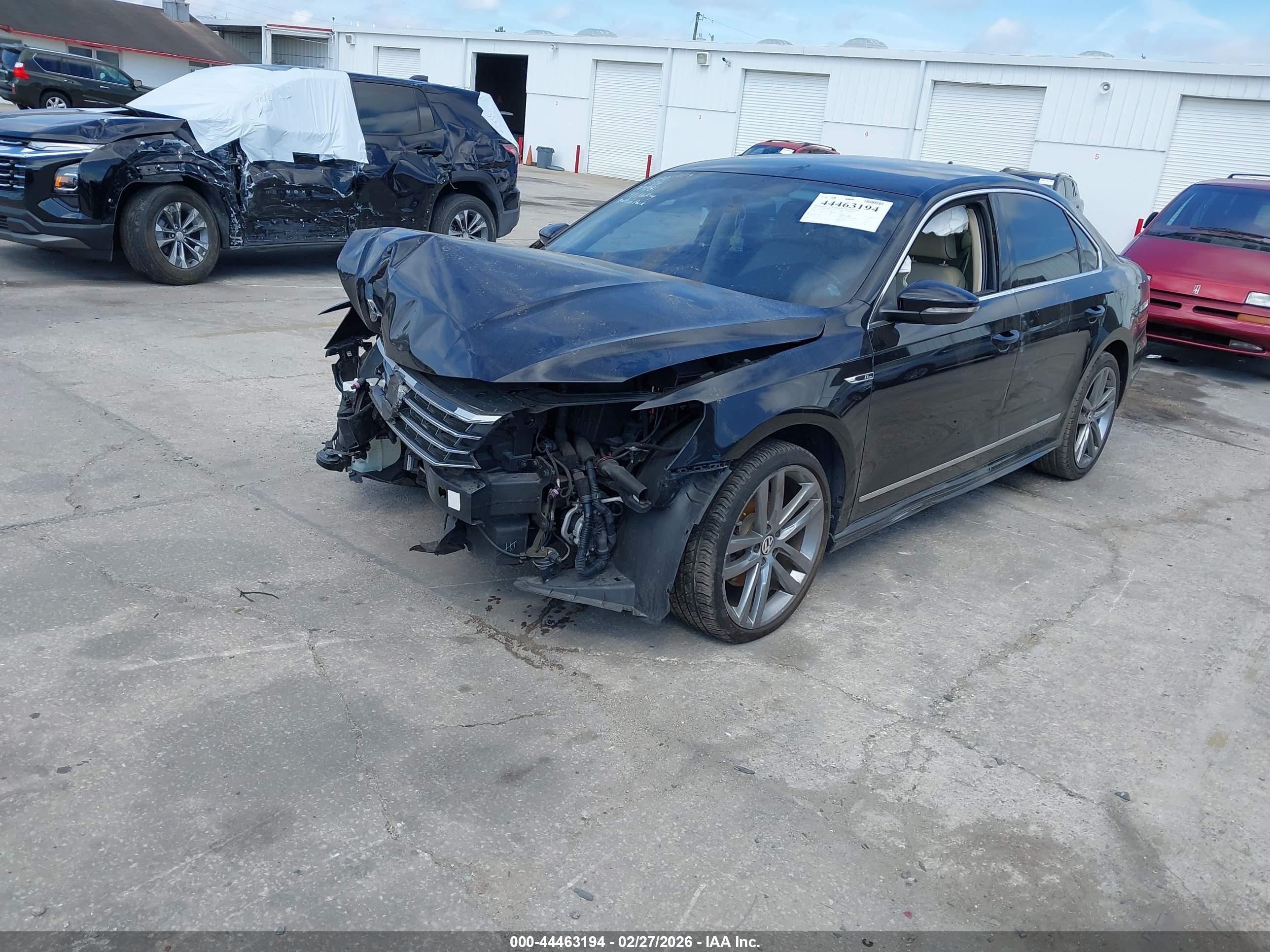 VOLKSWAGEN PASSAT image 2