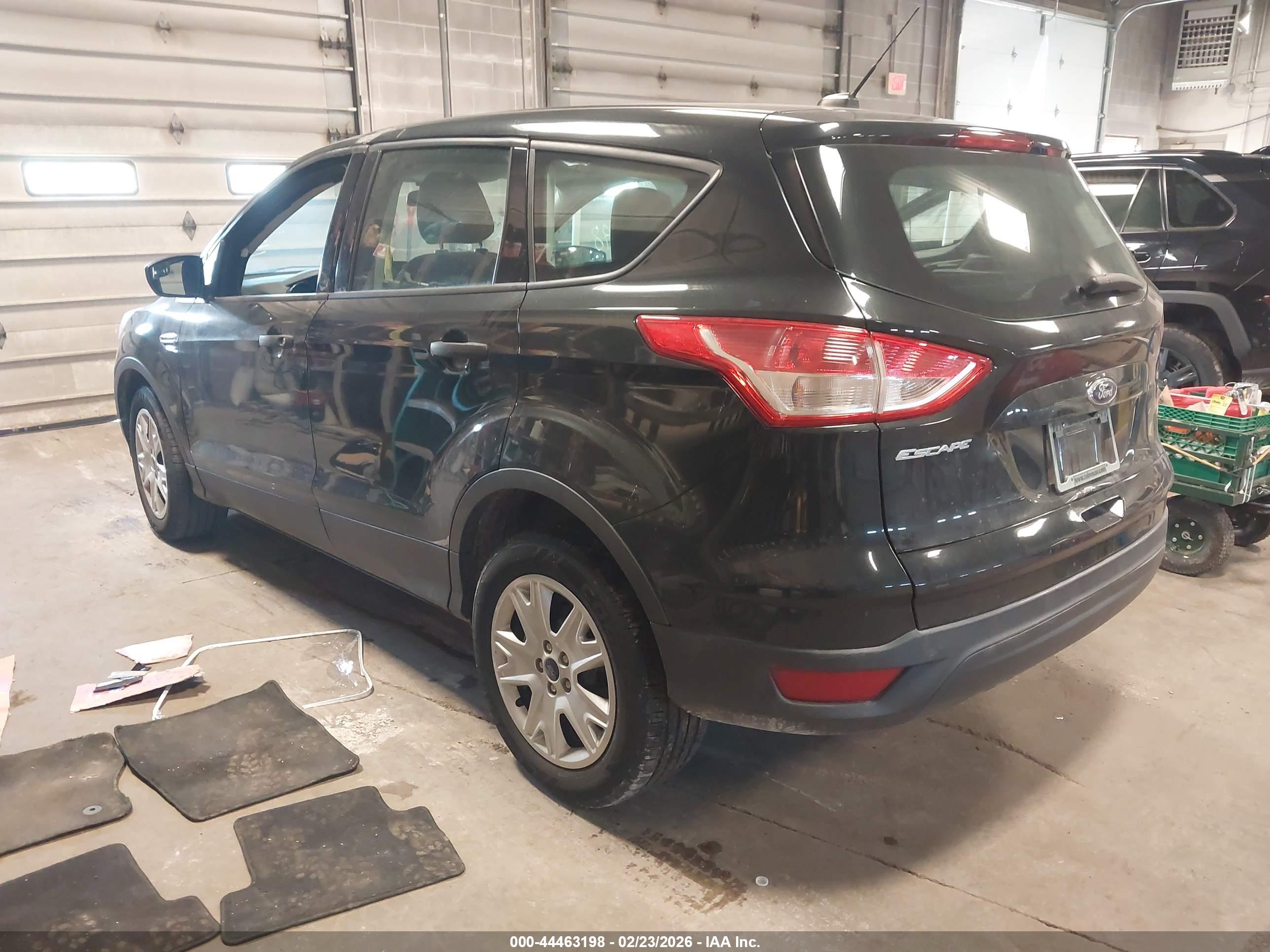 FORD ESCAPE image 3