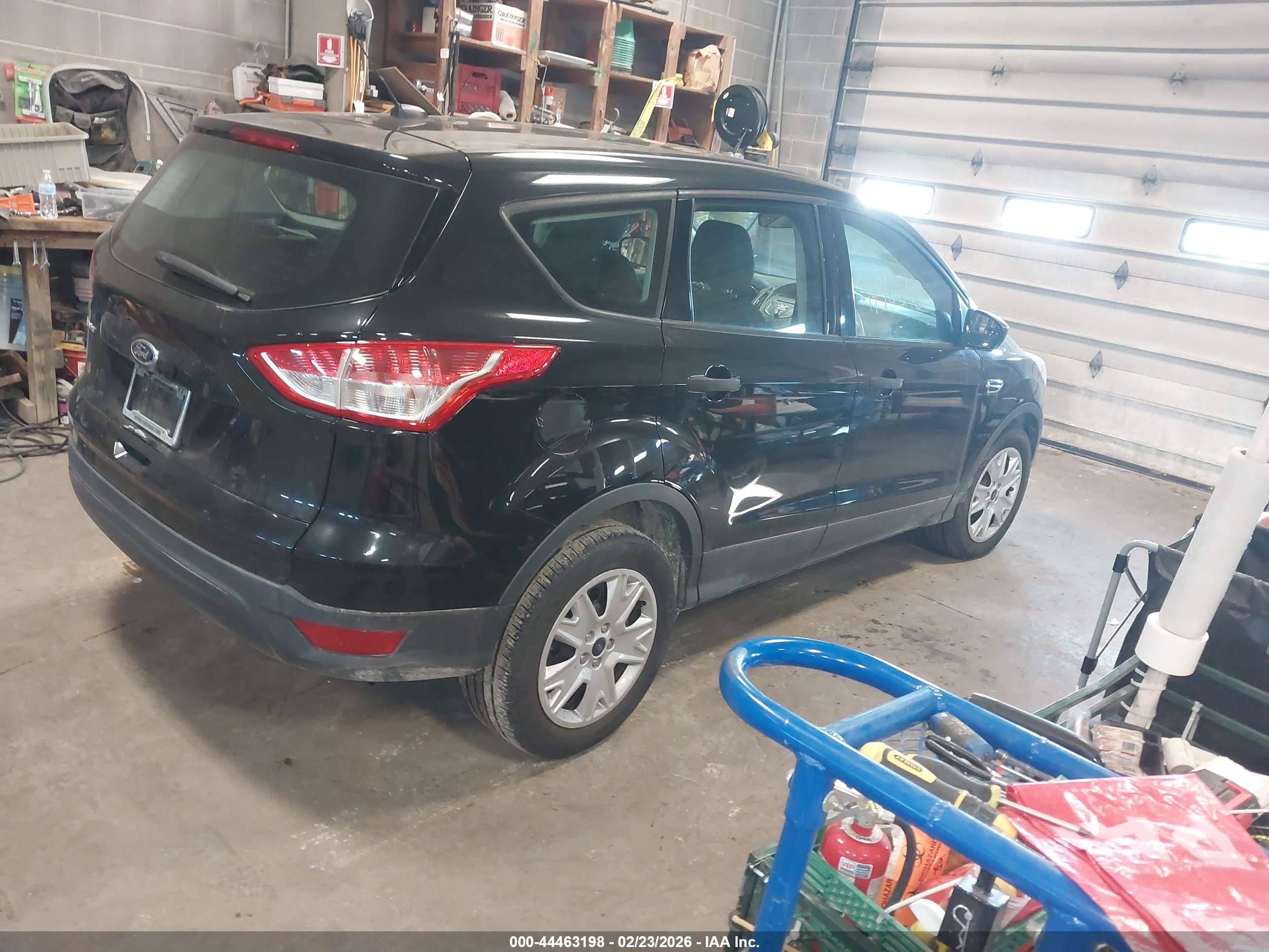 FORD ESCAPE image 4