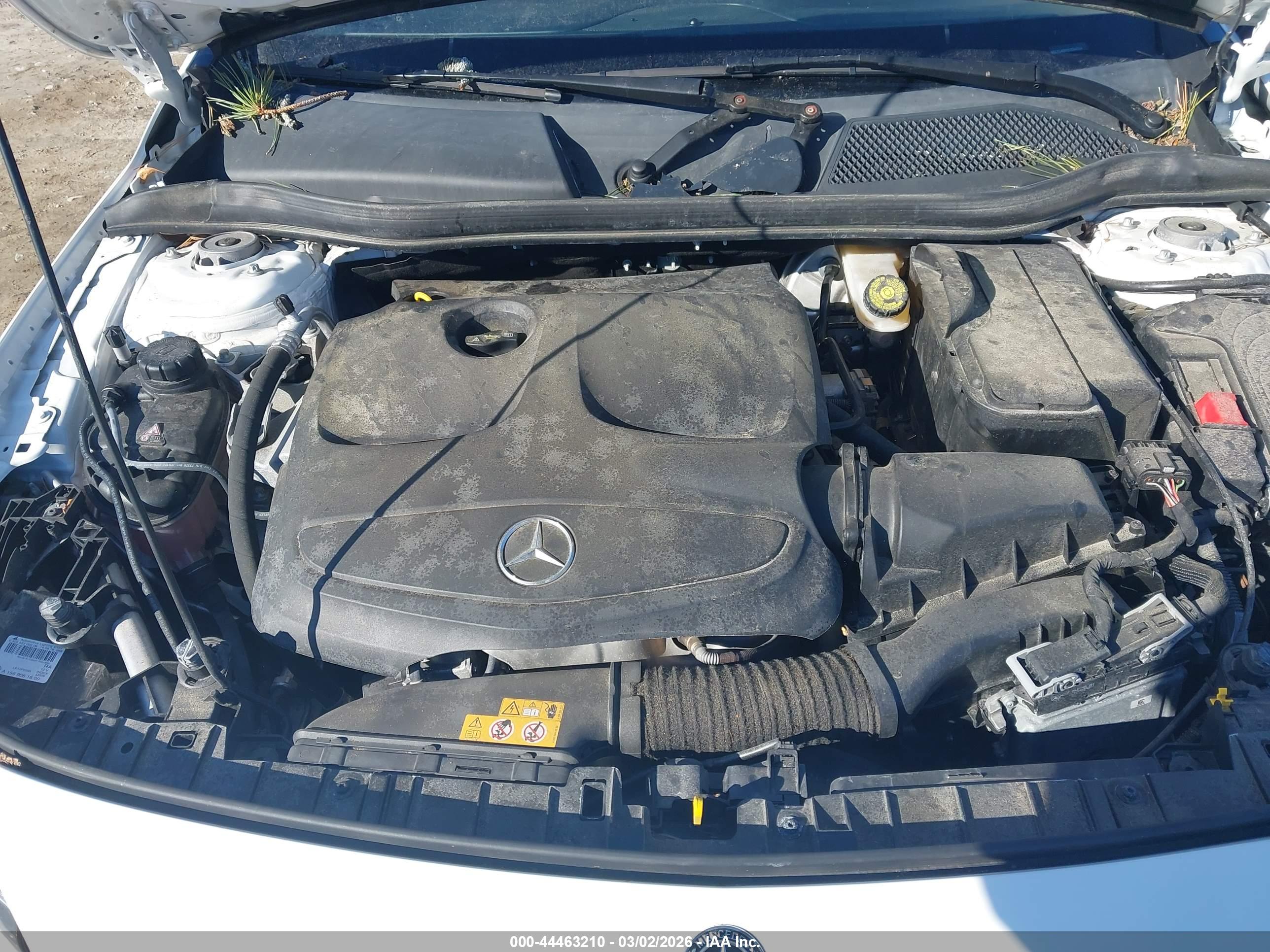 MERCEDES-BENZ GLA image 10